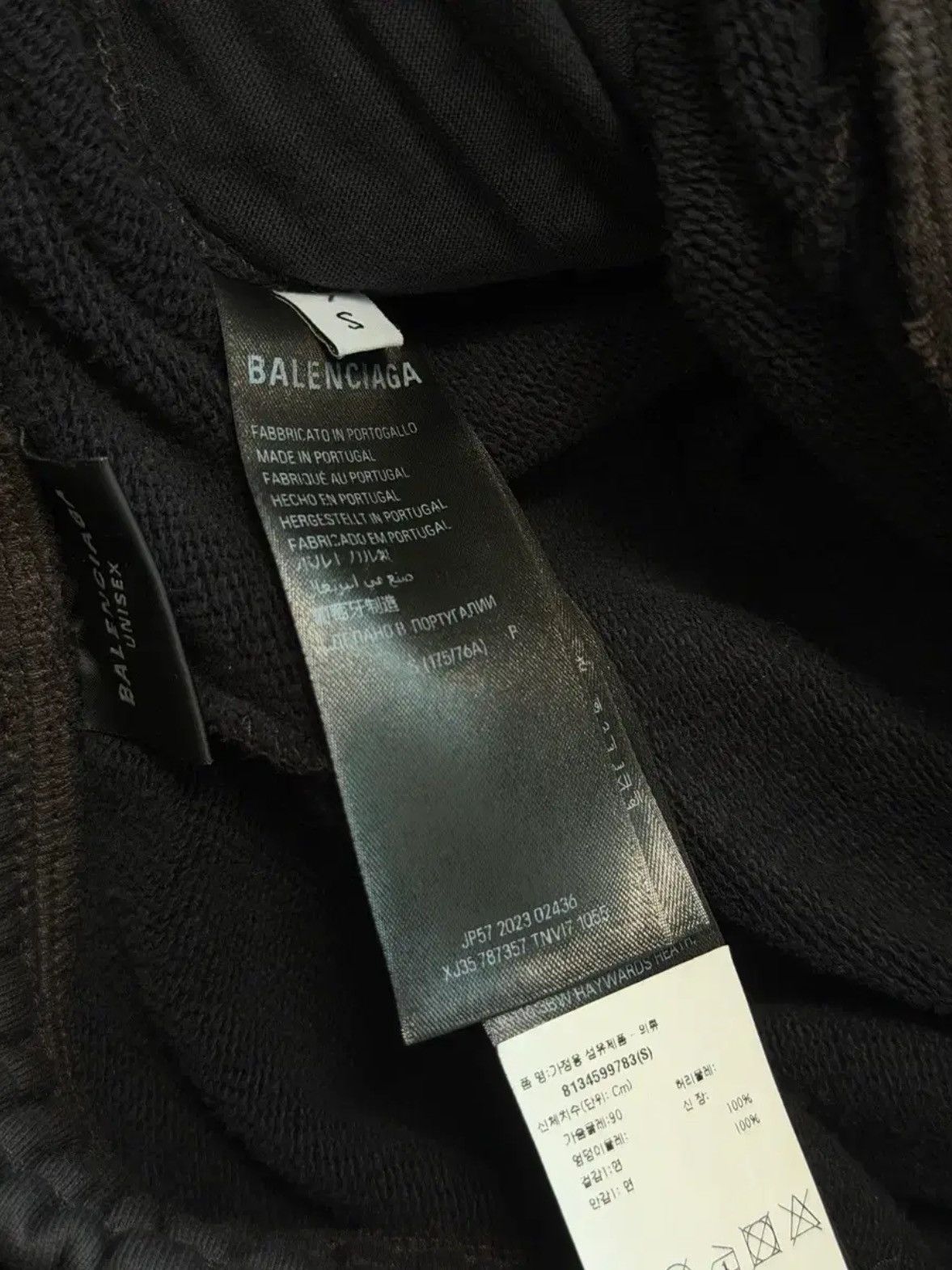 Balenciaga Balenciaga Distressed Baggy Sweatpants Size US 31 - 5 Thumbnail