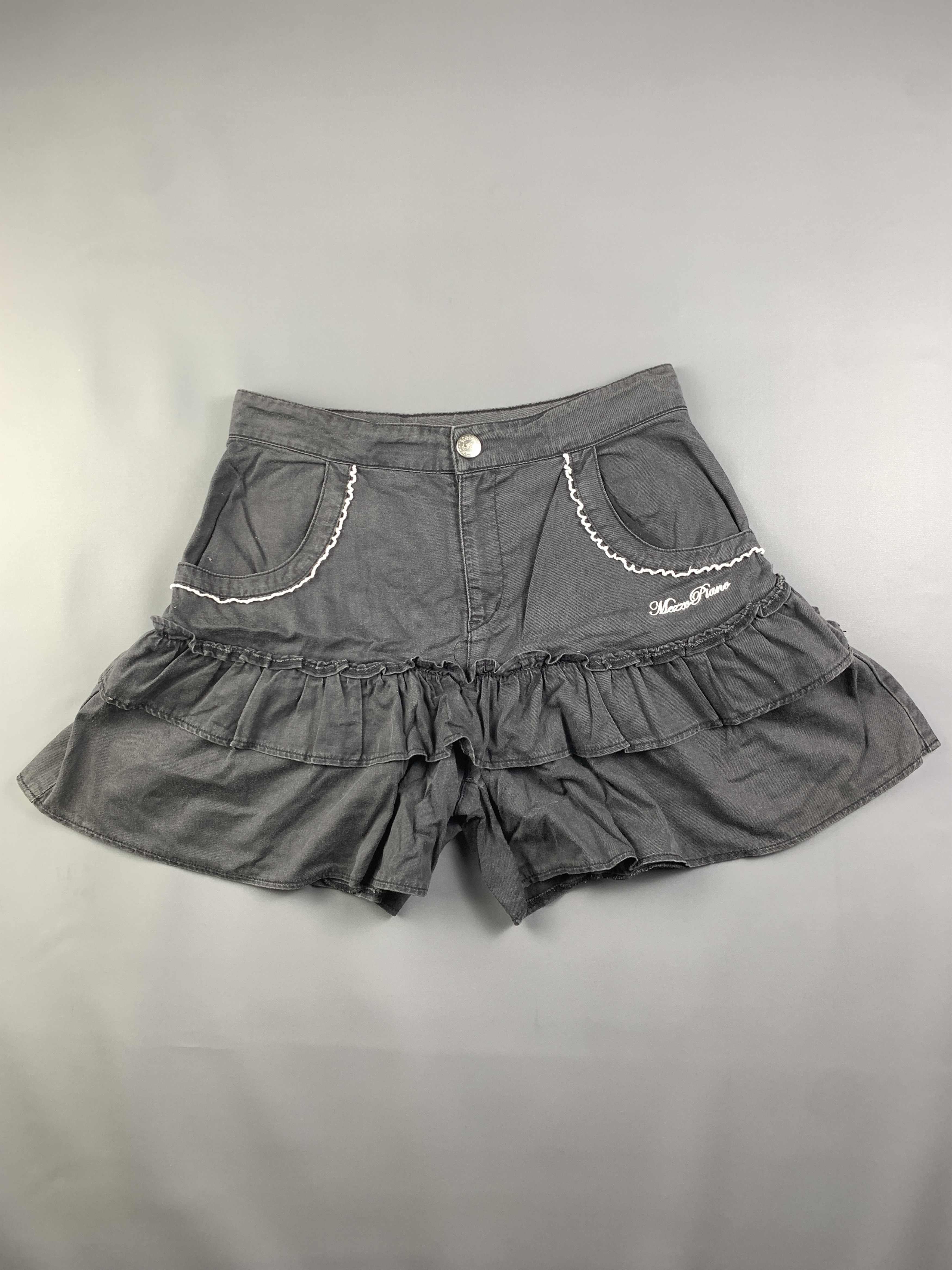 Angel Blue Mezzo Piano Crystals Black Ruffle Shorts (28) Size 28" / US 6 / IT 42 - 1 Thumbnail