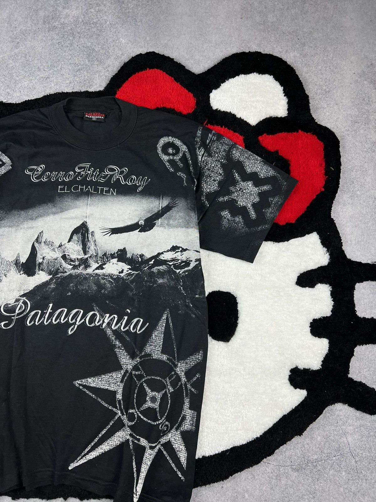 Vintage Vintage 00s Patagonia Mountain Fitz Roy Overprinted Y2K Tee Size US M / EU 48-50 / 2 - 3 Thumbnail