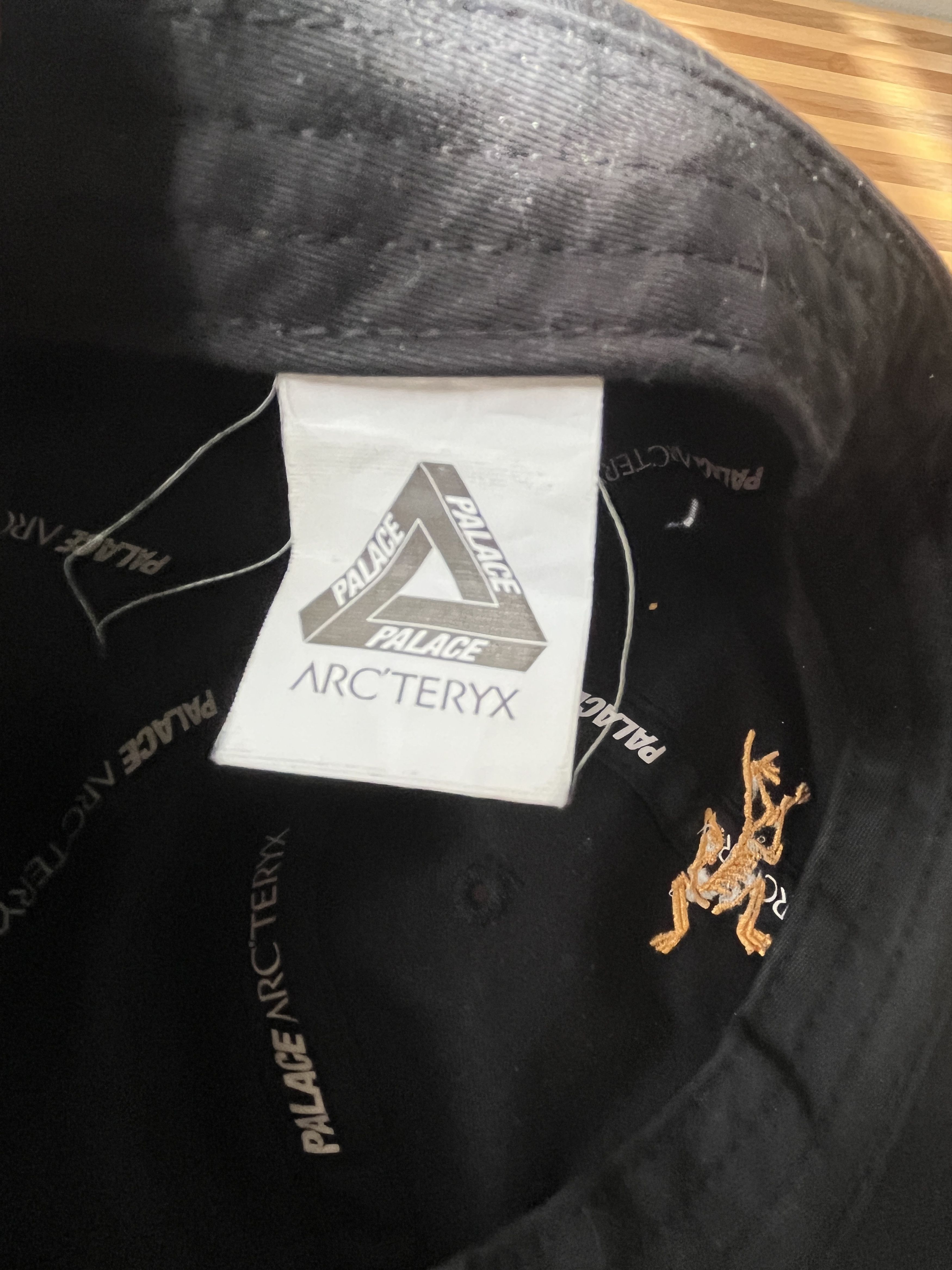 Arc'teryx × Palace Palace x Arcteryx 6-Panel Hat Black Size ONE SIZE - 5 Thumbnail