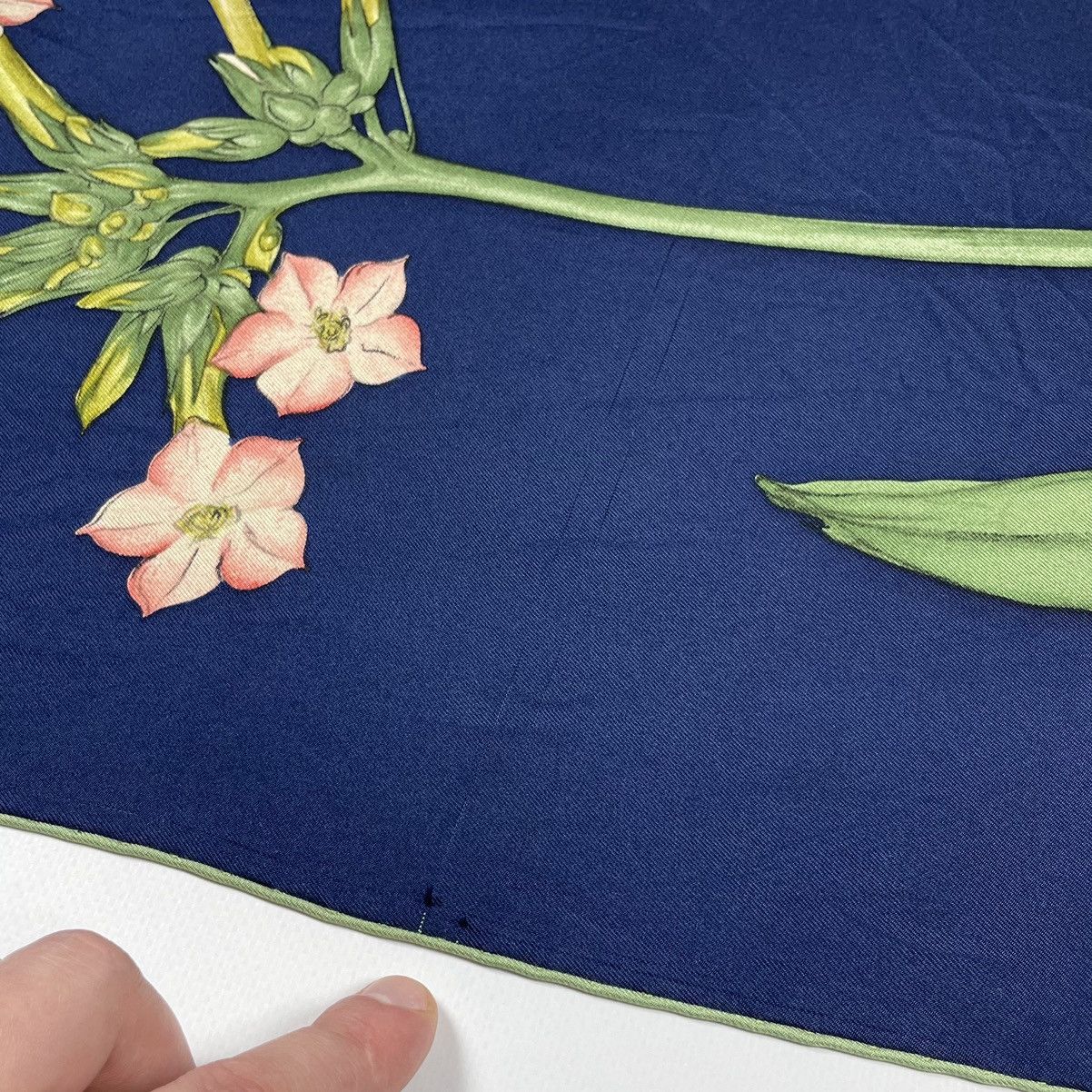Tiffany & Co. × Vintage Tiffany & Co Silk Scarf Size ONE SIZE - 14 Thumbnail