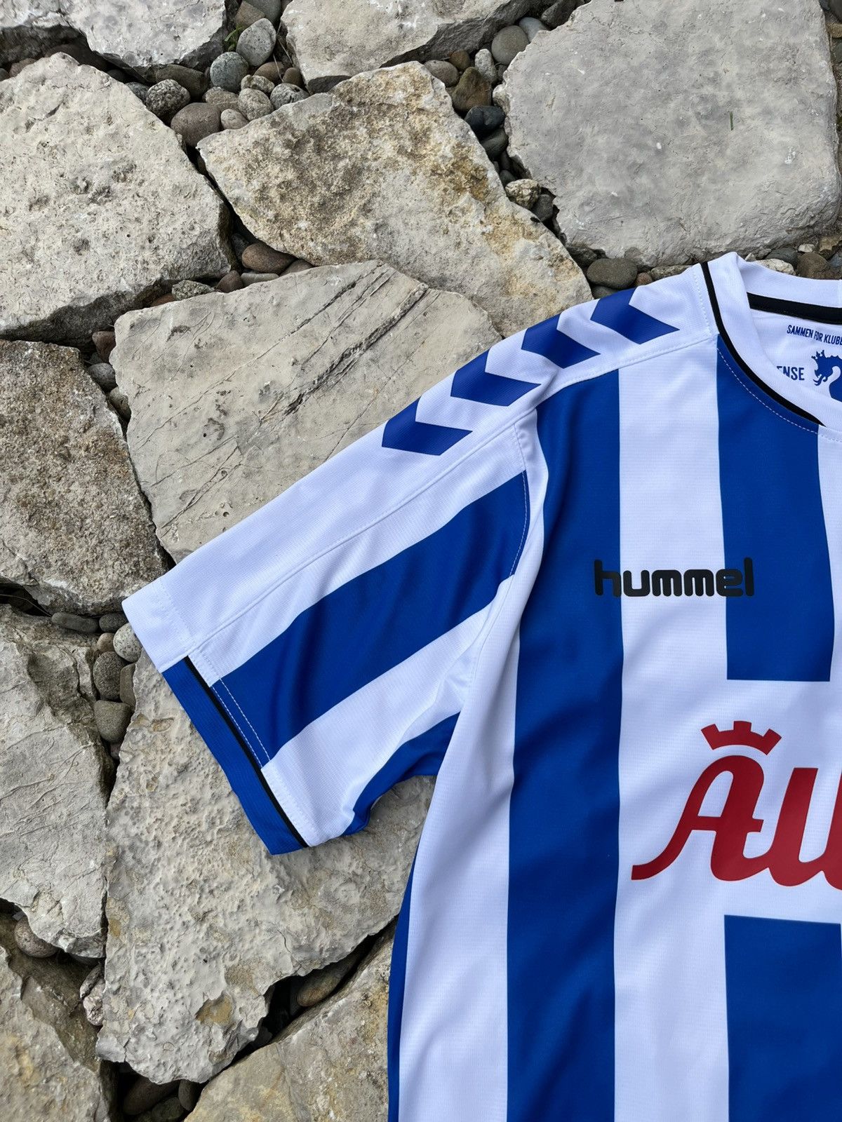 Hummel Hummel soccer jersey Odense 2018 Denmark striped tee Albani Size US L / EU 52-54 / 3 - 5 Thumbnail