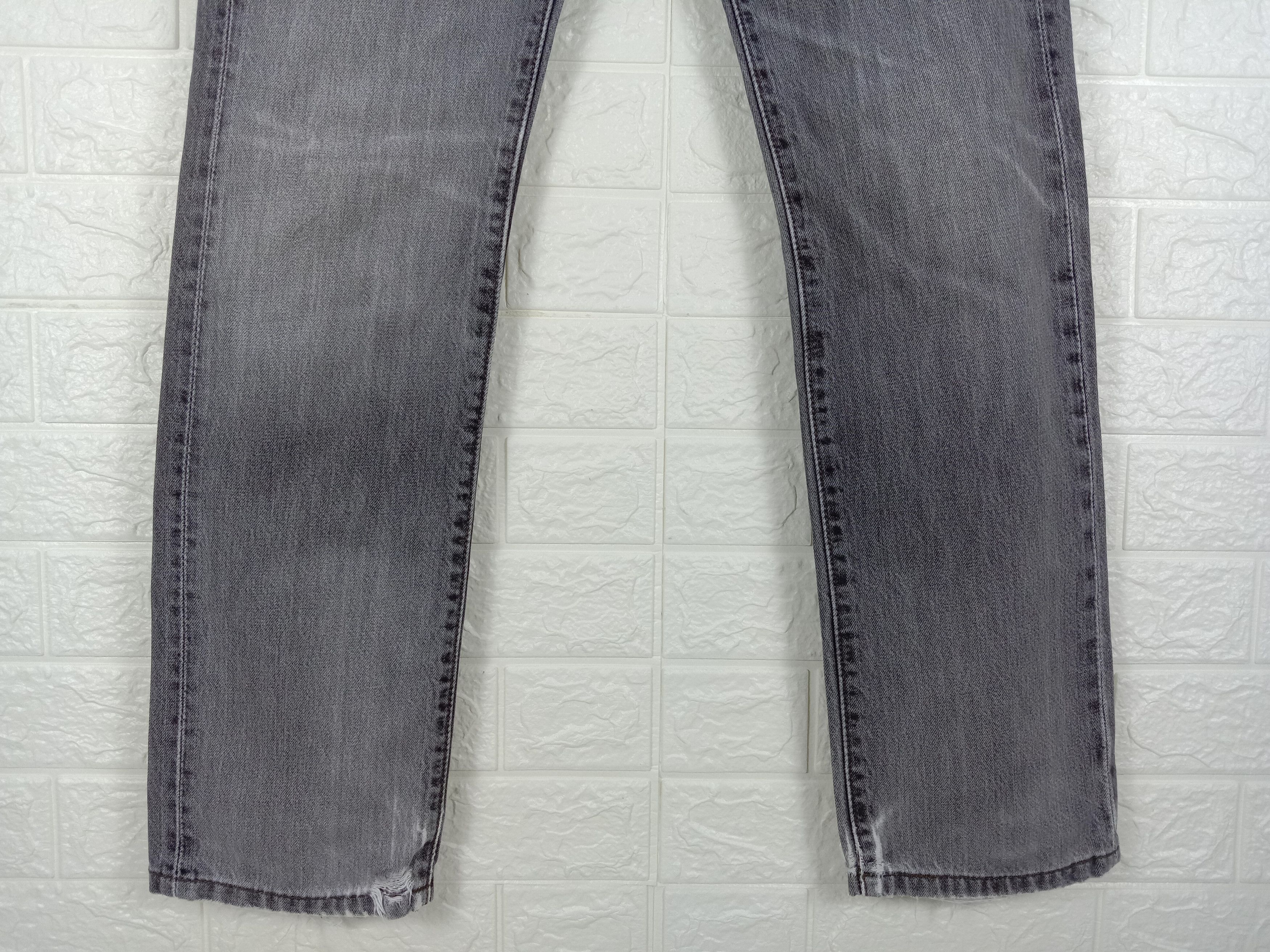 Levi's Vintage Levi's 501 Faded Black Jeans Buttons Fly Denim Size US 28 / EU 44 - 4 Thumbnail