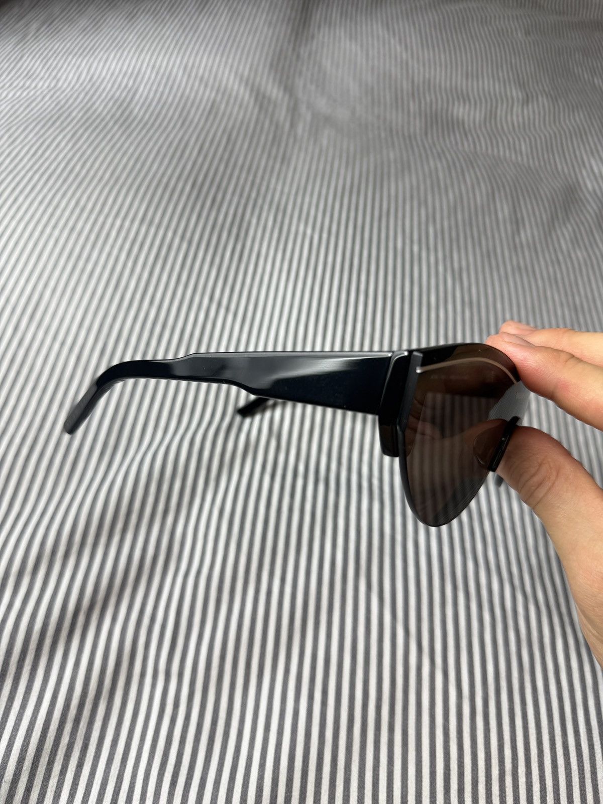 Balenciaga SS17 Black Frameless Sunglasses Size ONE SIZE - 4 Thumbnail