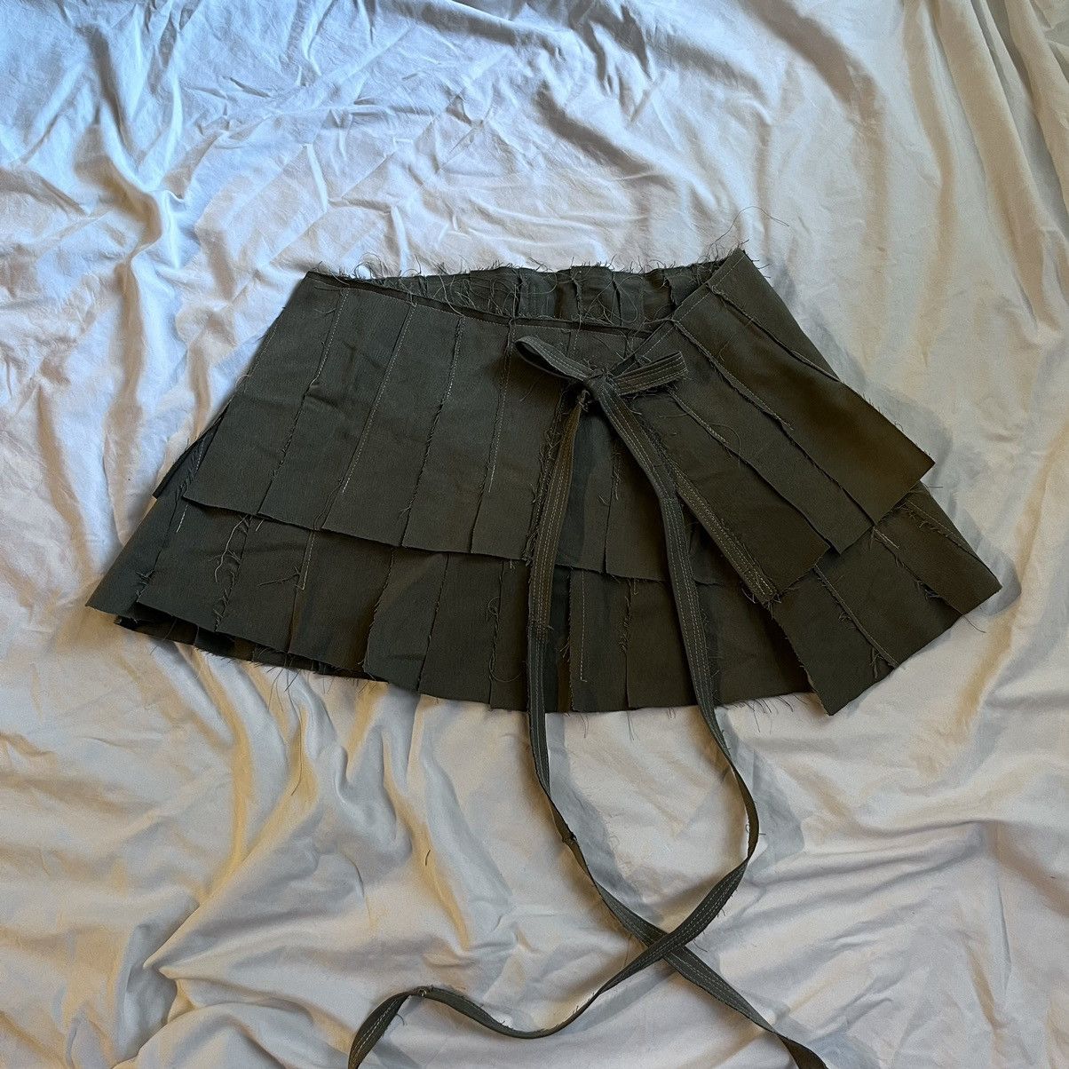 Other Green khaki pleated mini skirt Size 32" / US 10 / IT 46 - 1 Thumbnail