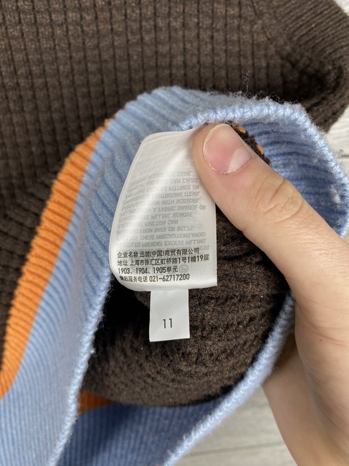 Marni Marni x Uniqlo V-Neck Knitted West Size XL / US 12-14 / IT 48-50 - 8 Thumbnail