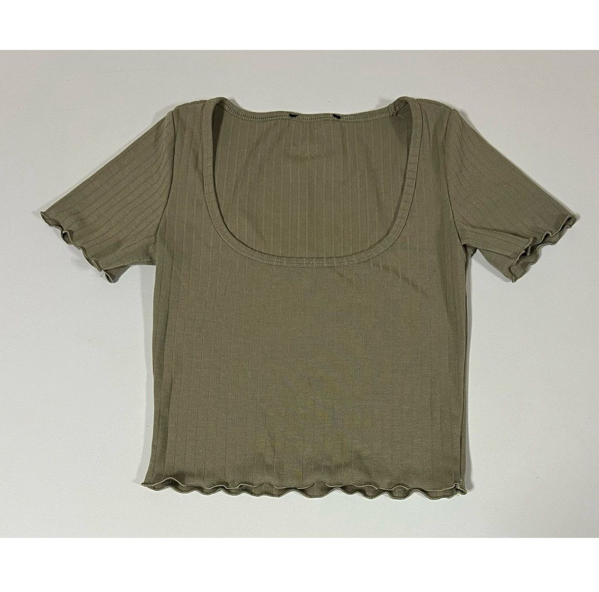 Vintage Olive Green Solid Short Sleeve Shirt Top Blouse Tee Size S ✨ Size S / US 4 / IT 40 - 2 Thumbnail