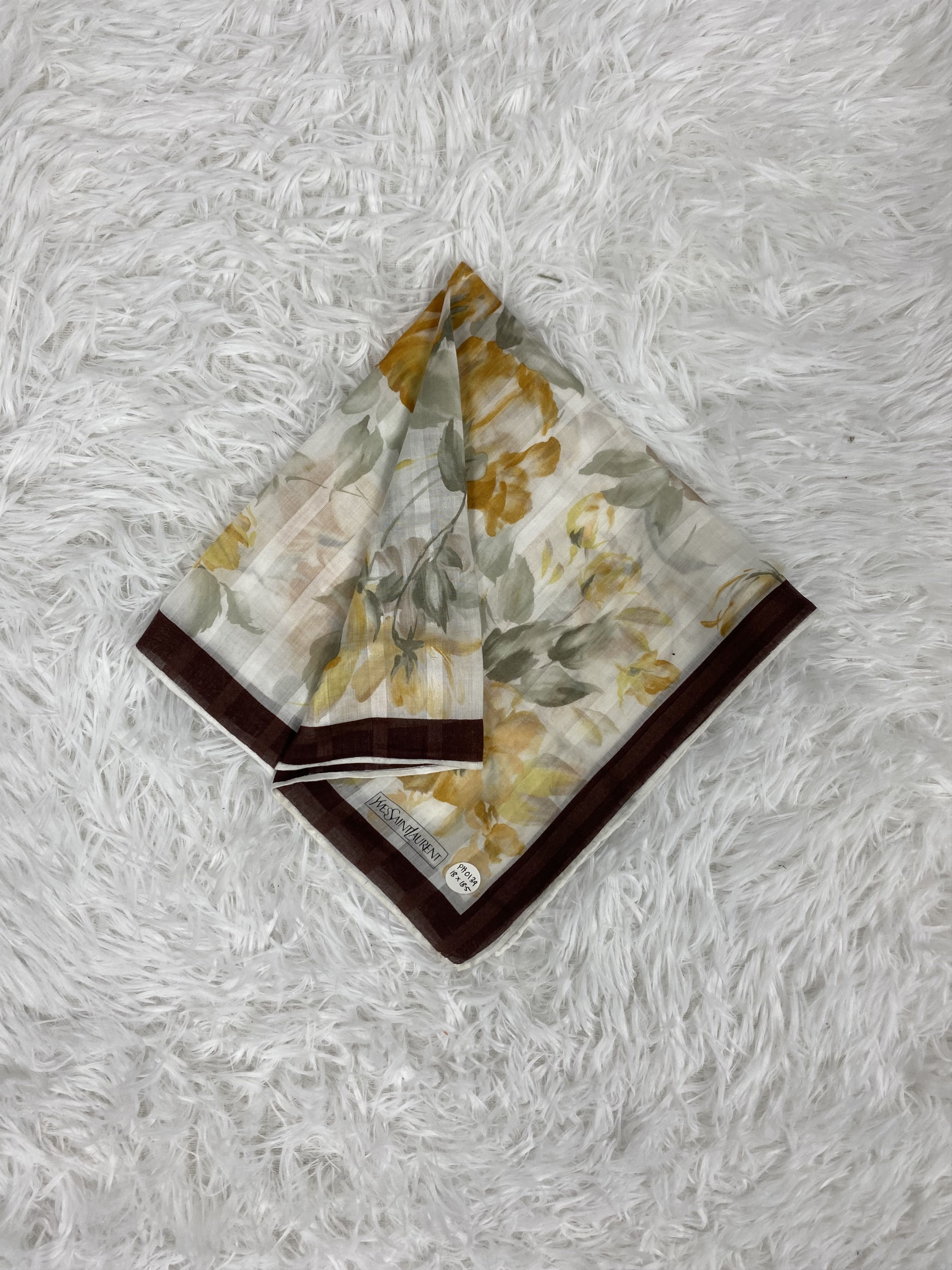 Vintage Vintage Yves Saint Laurent Handkerchief PH0139 Size ONE SIZE - 1 Thumbnail