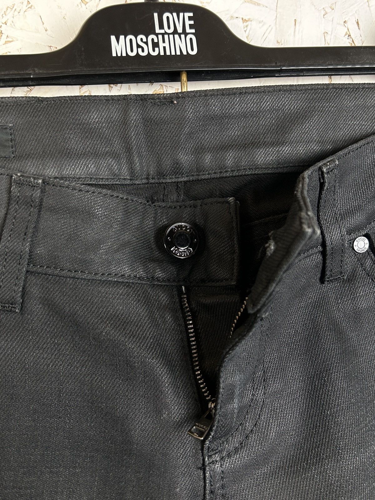 Gucci 00s Vintage Gucci Waxed Cotton Denim Jeans Size 38 Size 26" / US 2 / IT 38 - 4 Thumbnail