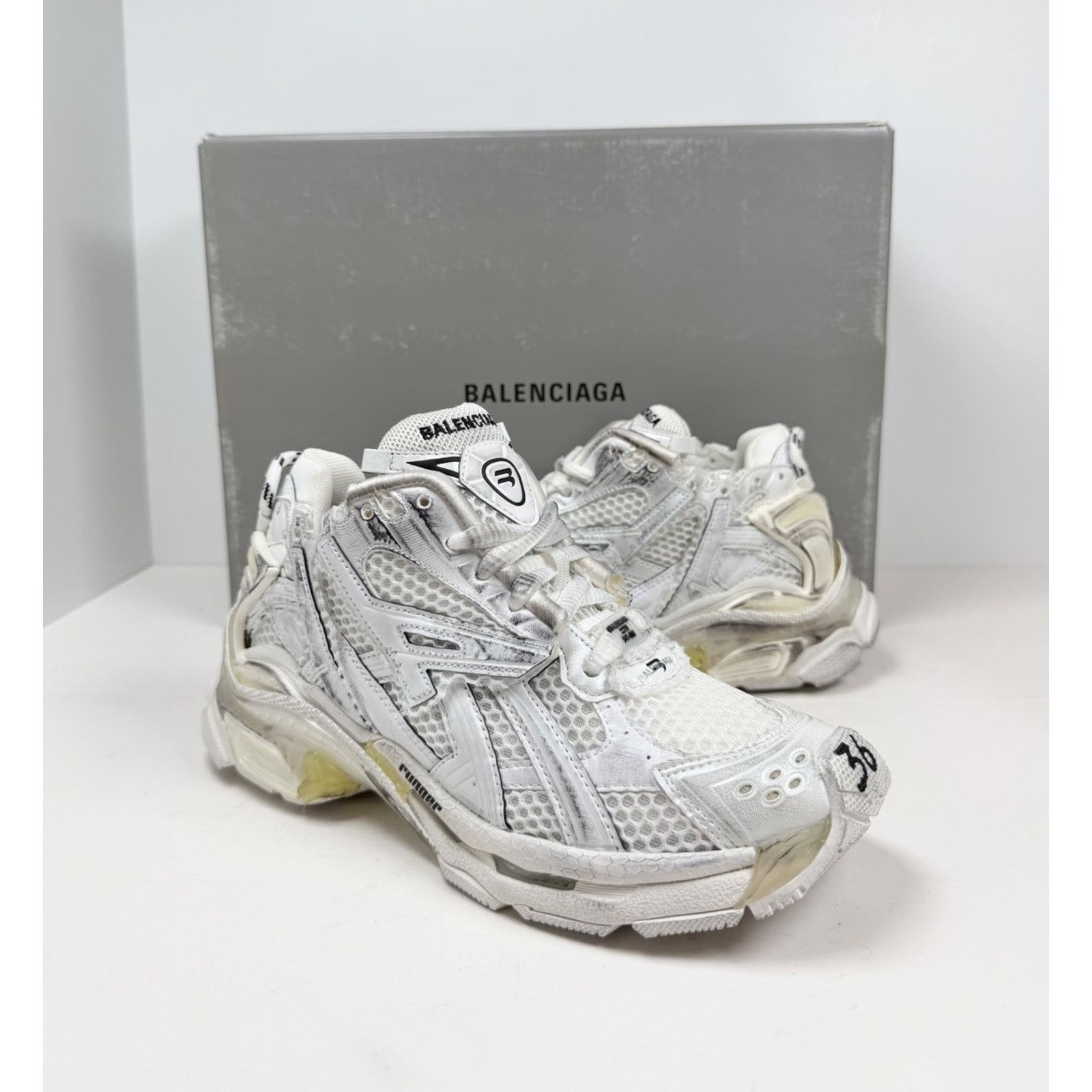 Balenciaga Size 36EU/6W - Balenciaga Runner Kith Distressed NEW Size US 6 / IT 36 - 2 Thumbnail