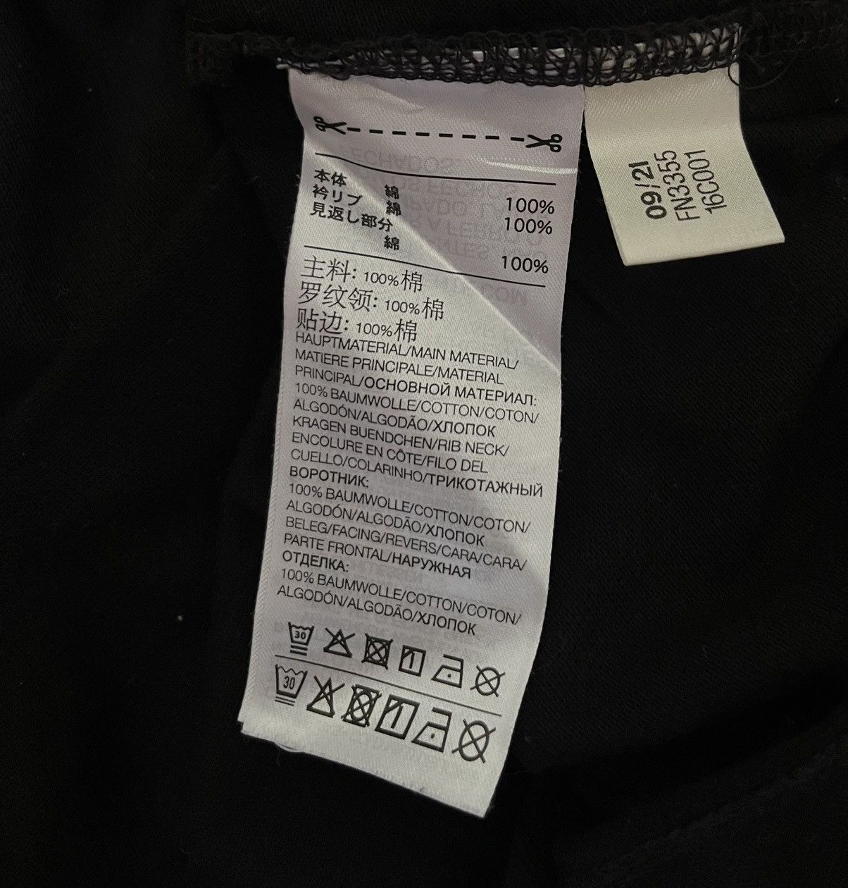 Yohji Yamamoto TAX FREE 🇺🇸 Yohji yamamoto y-3 logo black polo shirt Size US M / EU 48-50 / 2 - 4 Thumbnail