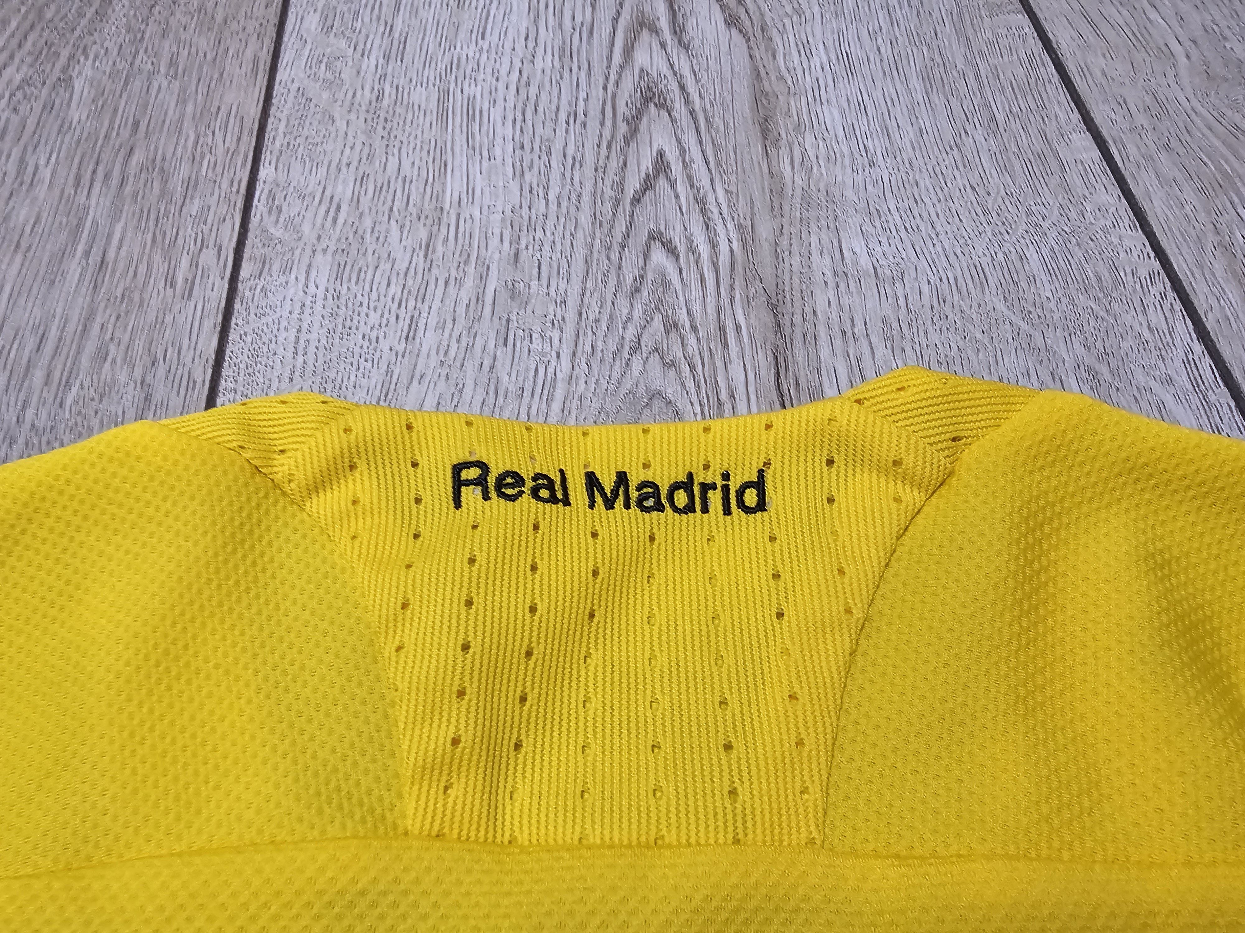 Adidas REAL MADRID 2008 2009 GOALKEEPER FOOTBALL SOCCER JERSEY Size US M / EU 48-50 / 2 - 8 Thumbnail