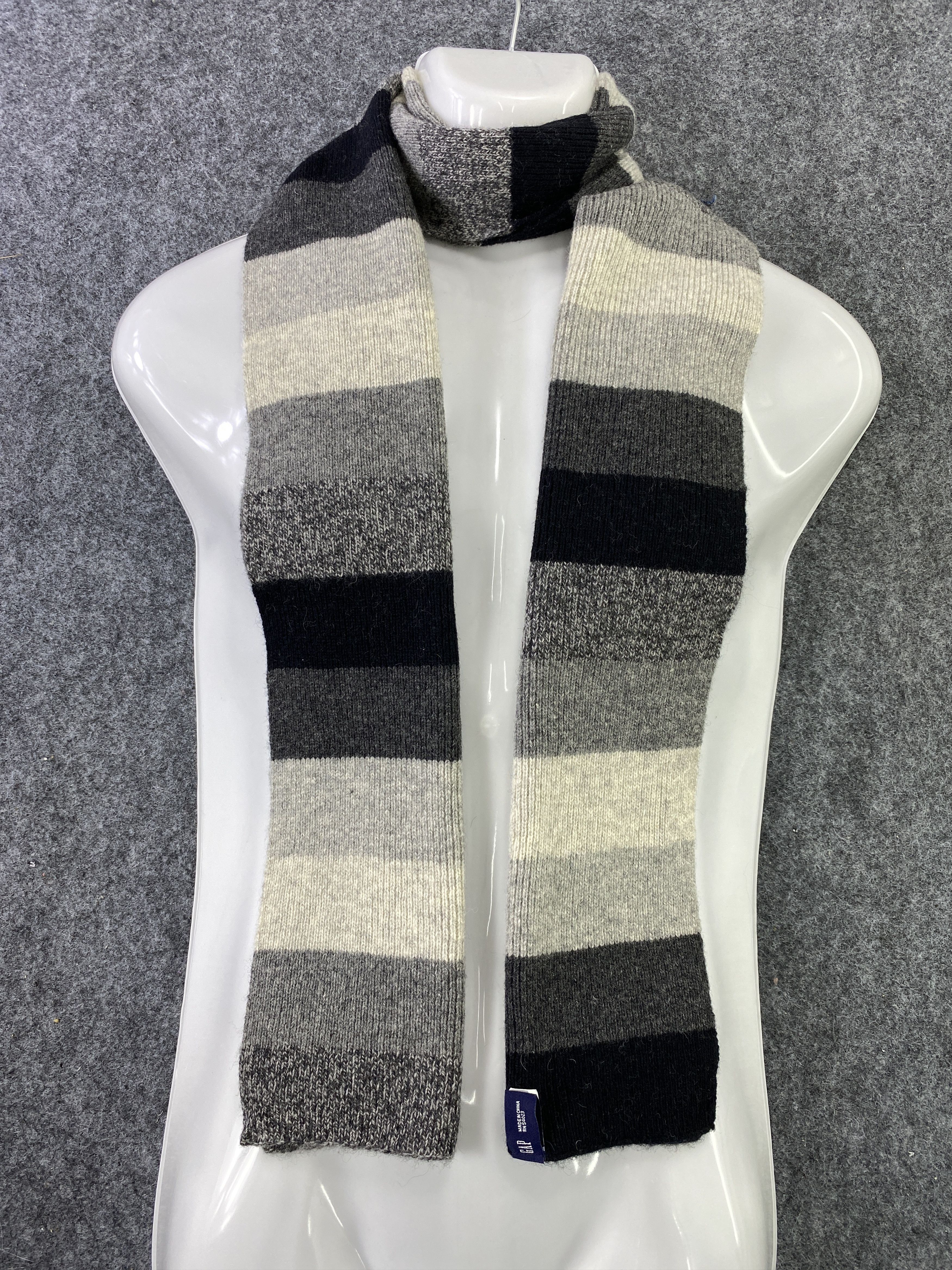 Gap GAP Scarf / Muffler / Neckwear -T393 Size ONE SIZE - 2 Thumbnail