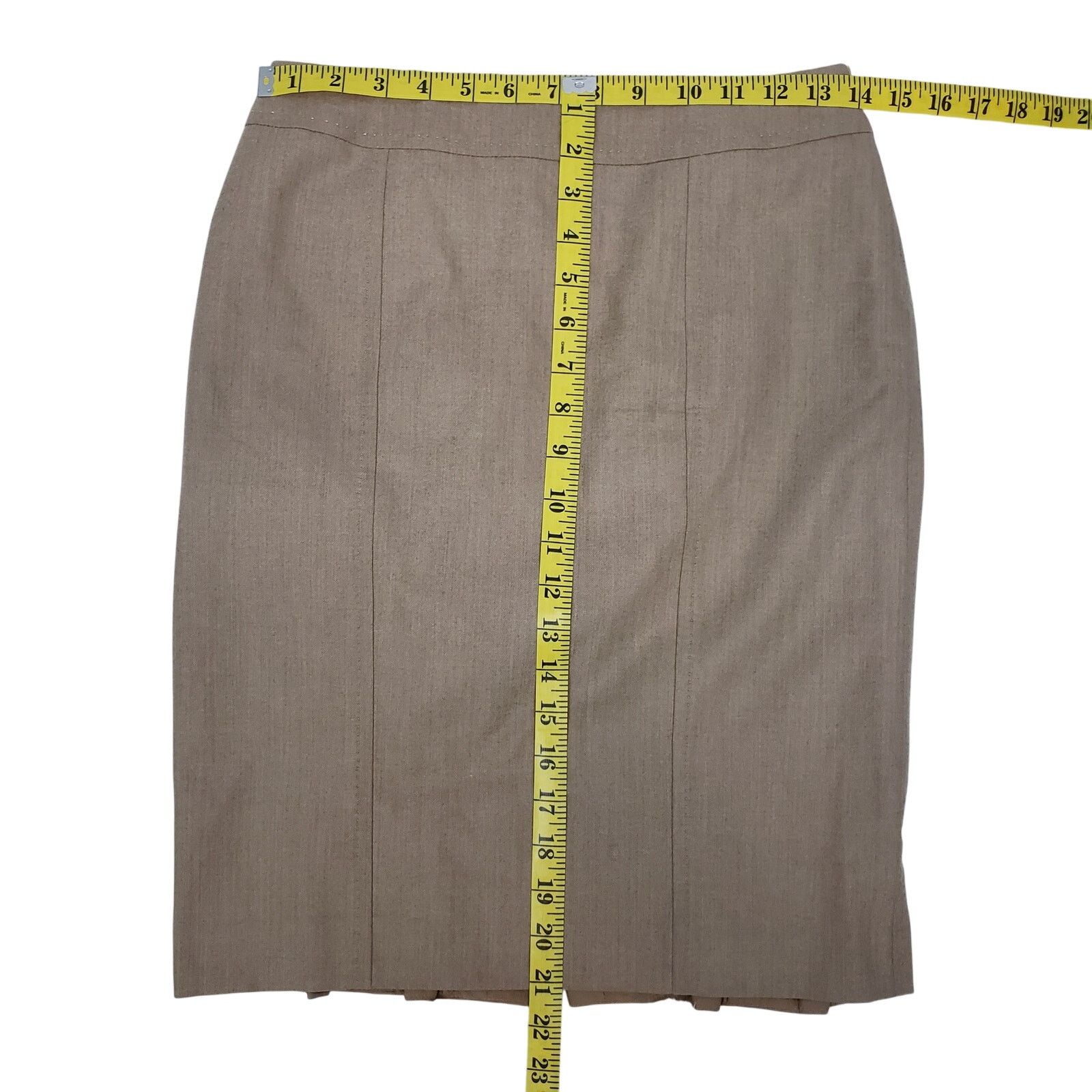 Max Mara Max Mara Made in Italy Woolmark Pleated back Pencil Skirt 2 Size 26" / US 2 / IT 38 - 13 Thumbnail