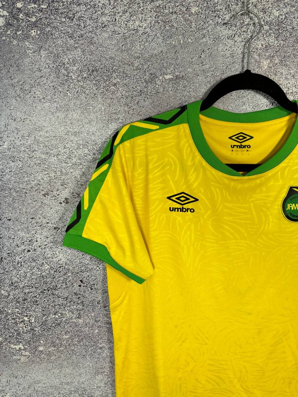 Umbro × Vintage Vintage Jamaica National Team 2018 Umbro Soccer Jersey Size US S / EU 44-46 / 1 - 3 Thumbnail