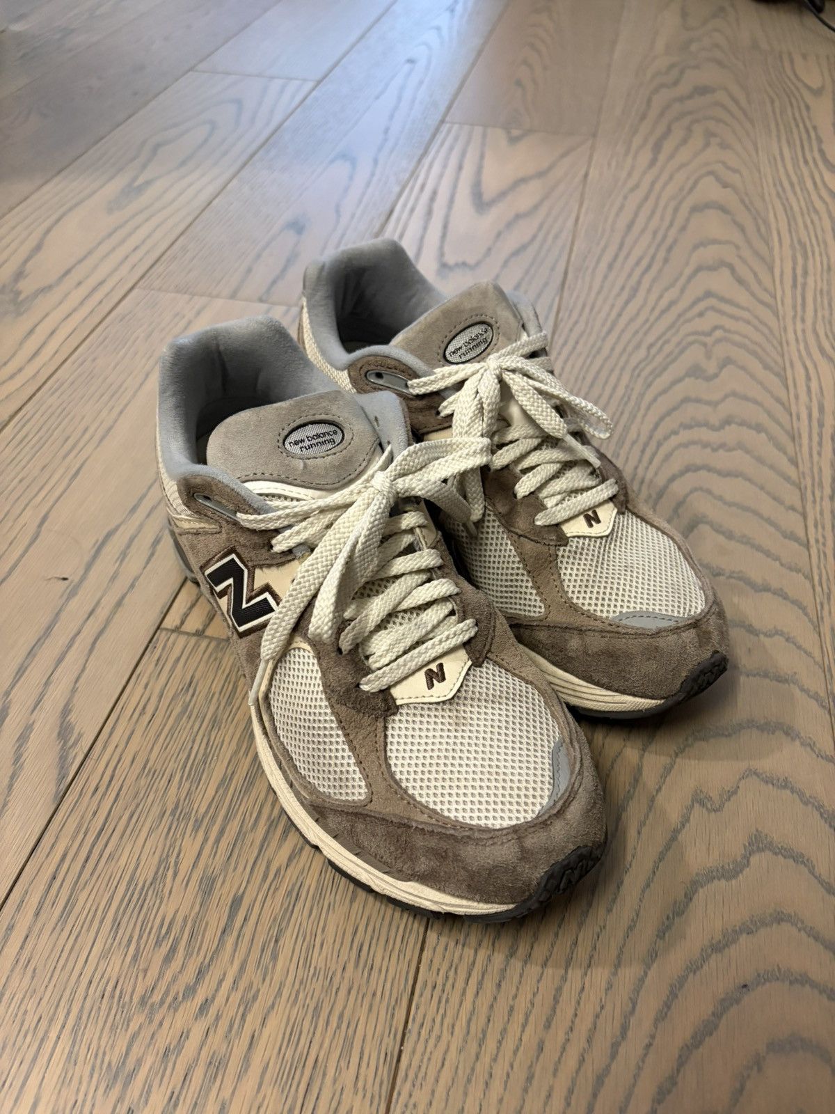New Balance 2002R Protection Pack Rain Cloud sneakers Size US 9.5 / EU 42-43 - 3 Thumbnail