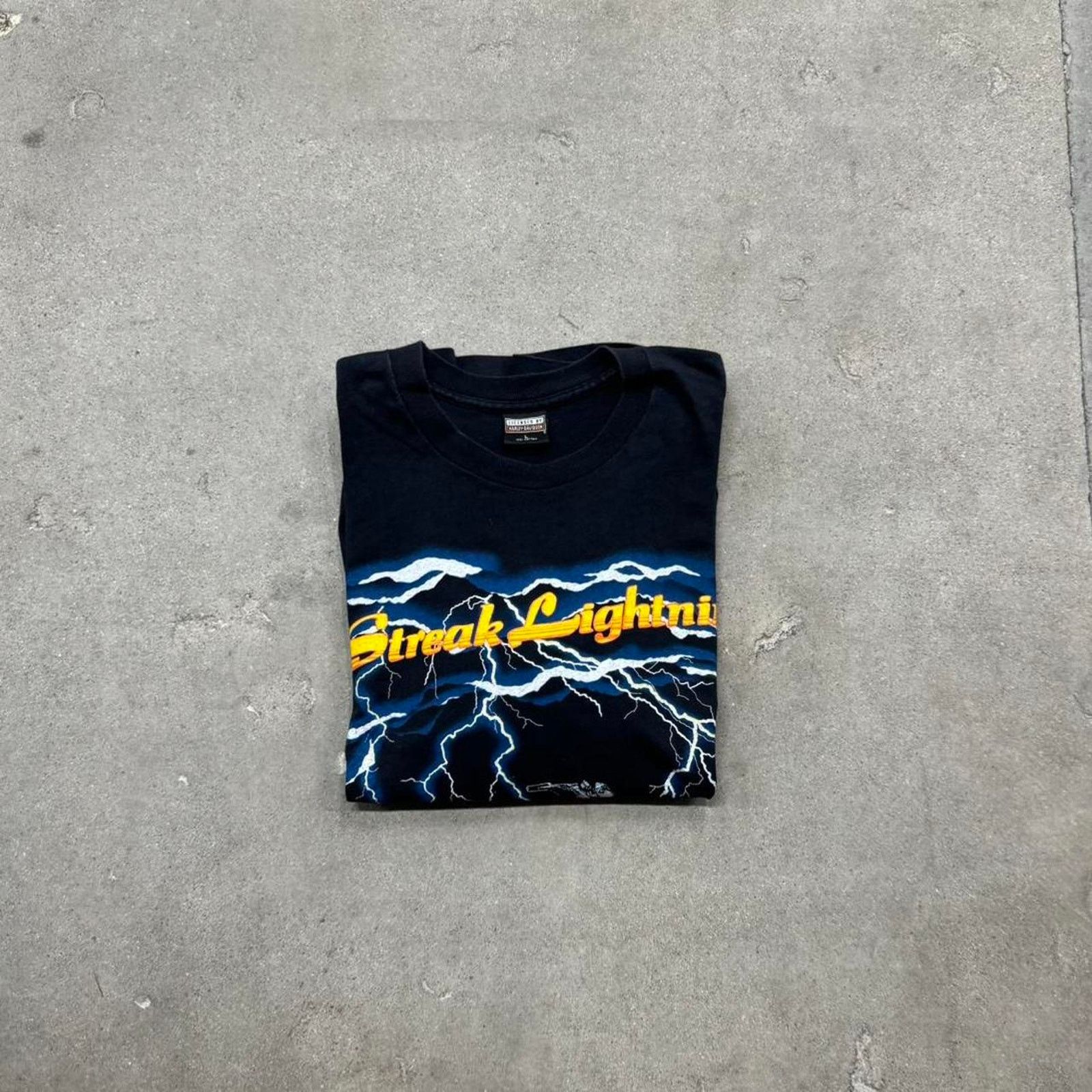 Harley Davidson Vintage 90s Harley Davidson Lightning Tee Size US L / EU 52-54 / 3 - 3 Thumbnail