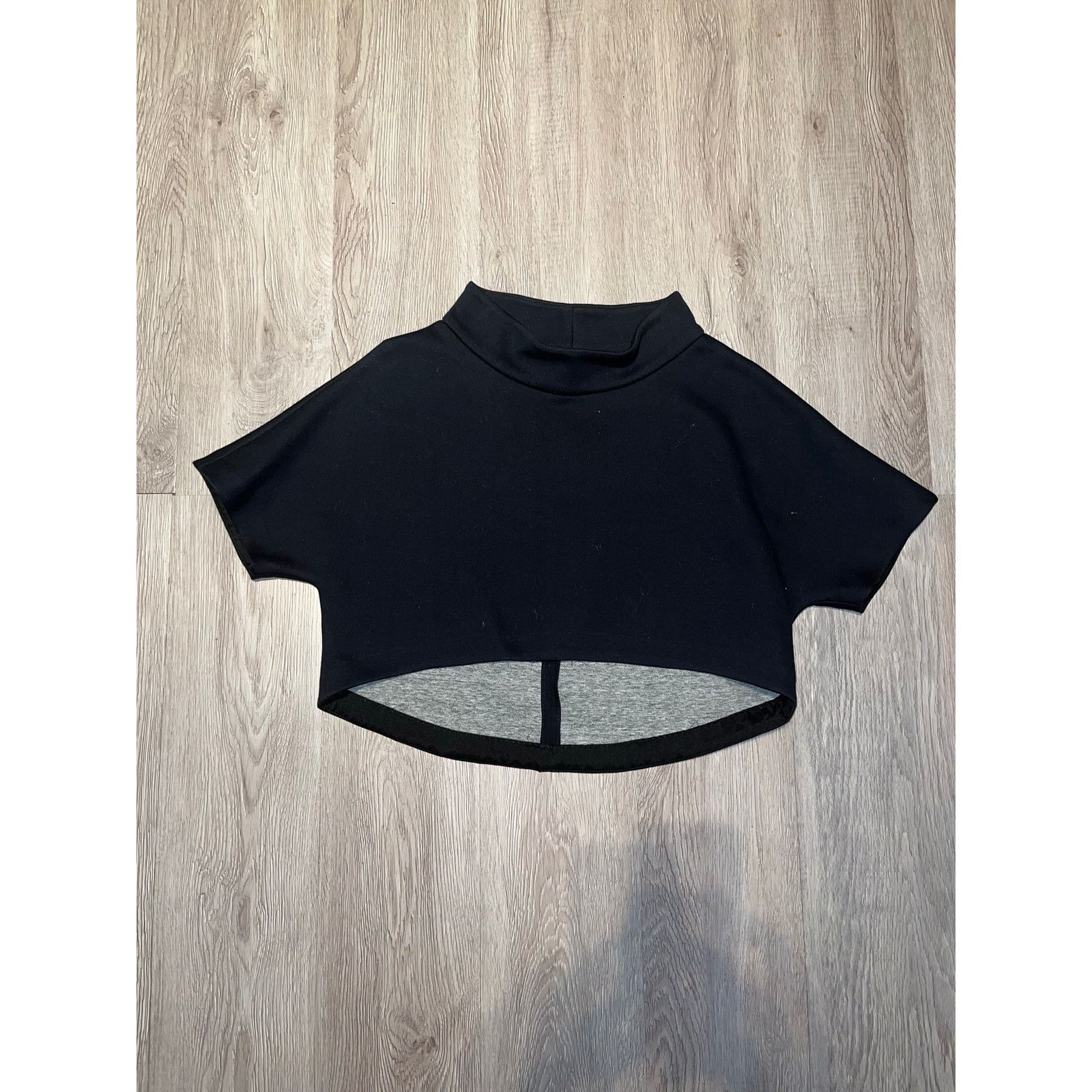 Intermix - Short sleeve mocked neck Sweater / s / Black