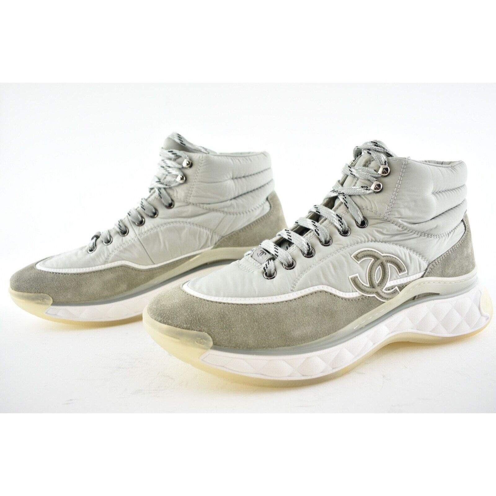 Chanel 19B Platform CC Logo Lace High Top Trainer Sneaker 41 Size US 11 / IT 41 - 9 Thumbnail