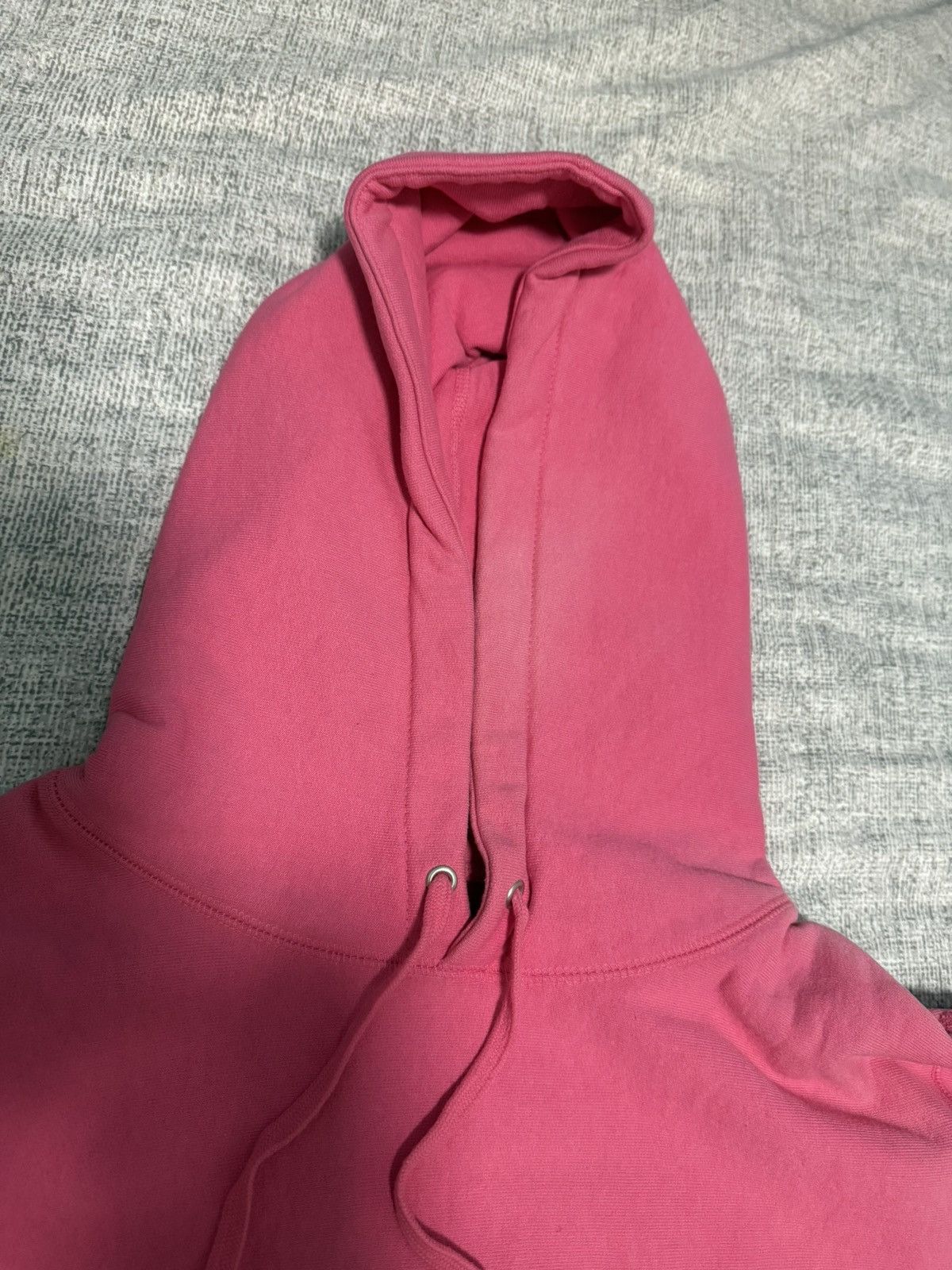 Supreme Supreme fw17 pale lime on pink magenta box logo hoodie Size US L / EU 52-54 / 3 - 11 Thumbnail