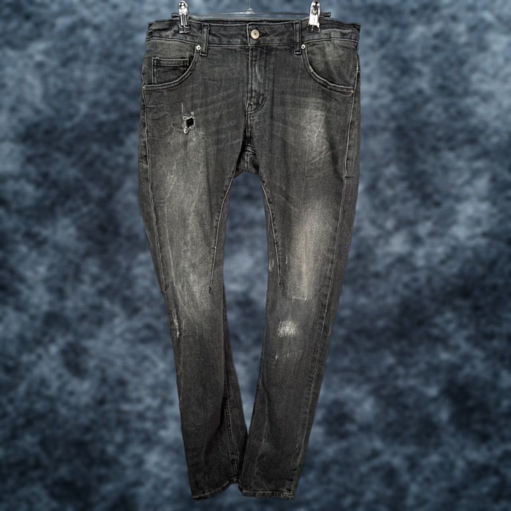 Zara Zara Men Skinny Jeans - 30 Slim Distressed Gray Cotton Denim 5-Pocket Zip Button Mid Rise Regular Inseam 30 Adults Mens Jeans Size US 30 / EU 46 - 1 Thumbnail