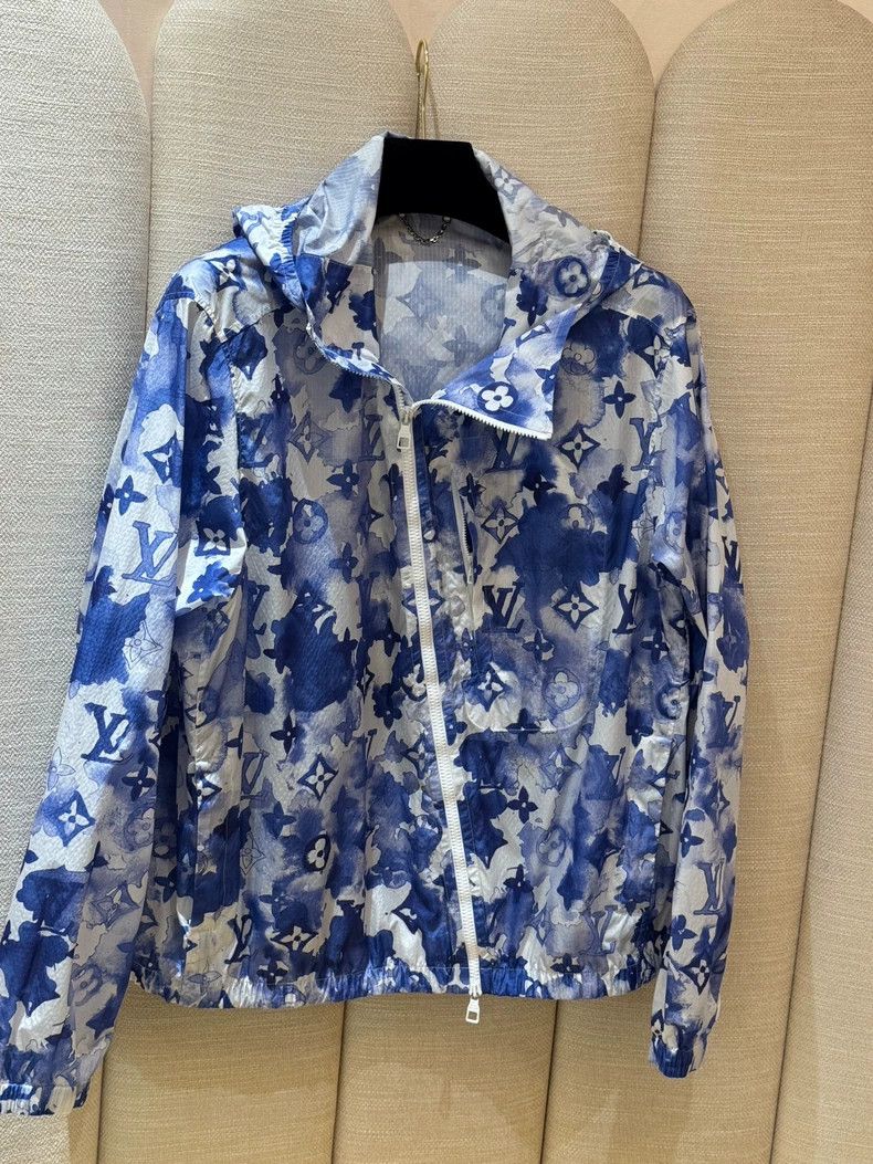 Louis Vuitton louis vuitton Blue ink presbyopic hooded assault jacket Size US M / EU 48-50 / 2 - 4 Thumbnail