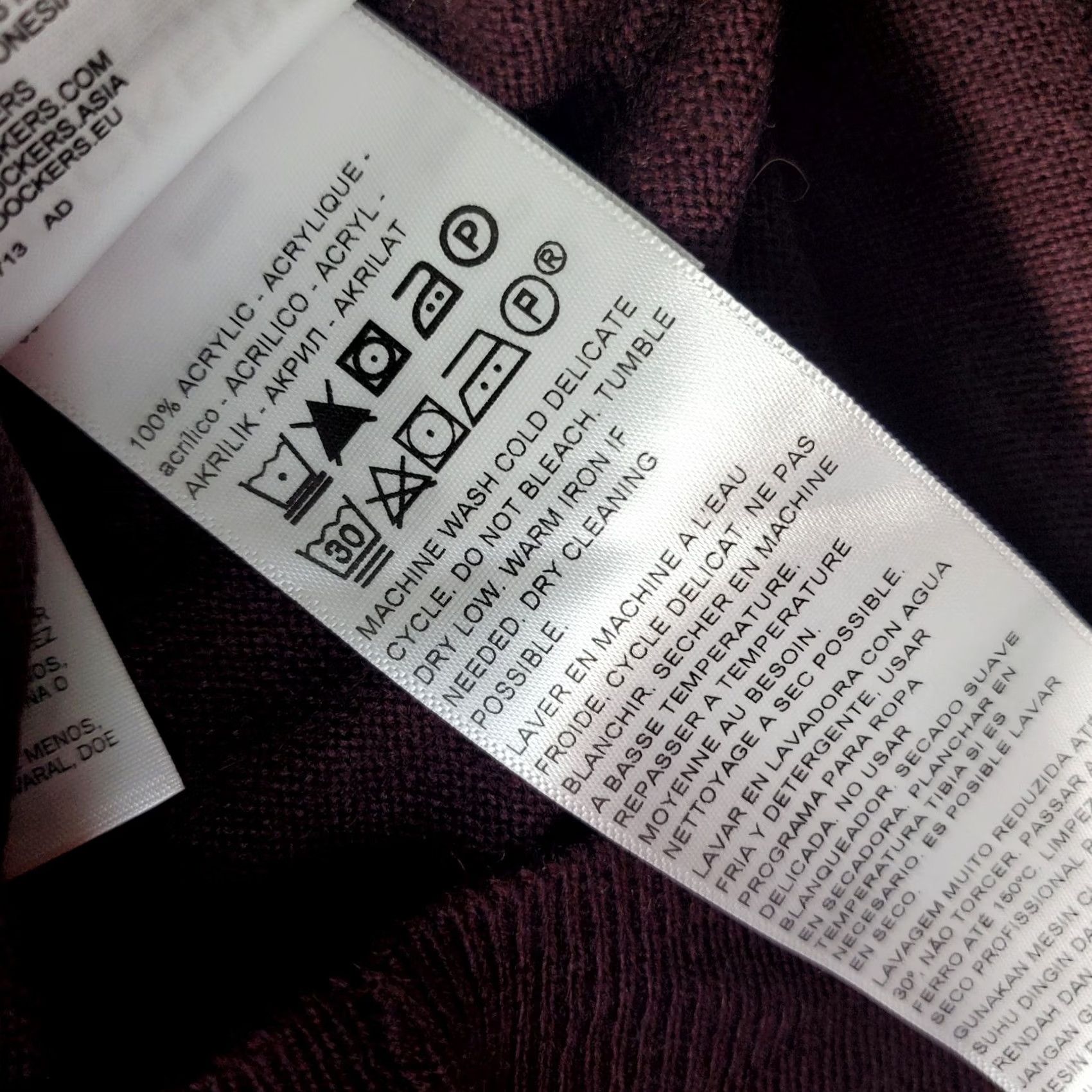 Dockers DOCKERS Mens Sweater Knit Burgundy V-Neck Pullover Long Sleeve Regular Size M Size US M / EU 48-50 / 2 - 4 Thumbnail