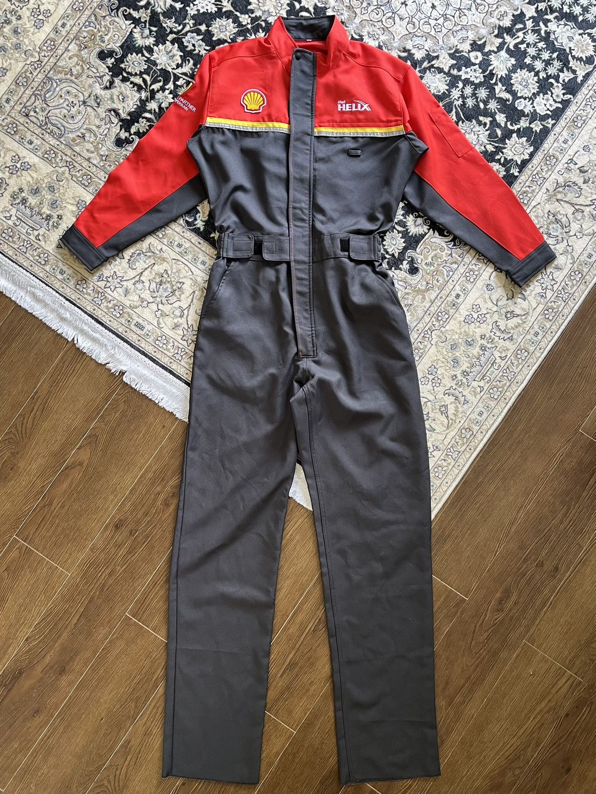 Ferrari Vintage Scuderia Ferrari Shell Helix Coverall Jumpsuit Size US M / EU 48-50 / 2 - 1 Thumbnail