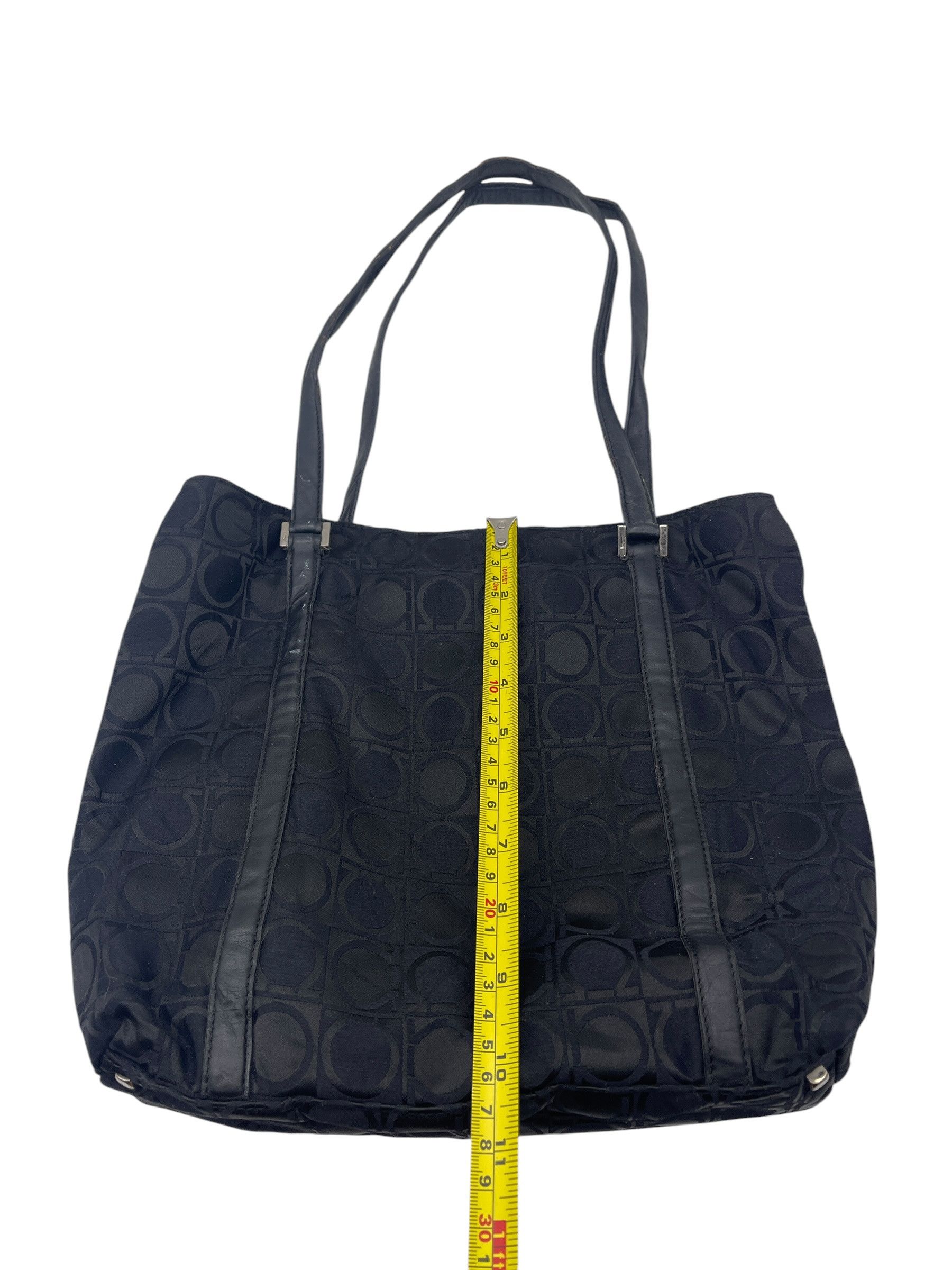 Salvatore Ferragamo Vintage Salvatore Ferragamo Gancini Monogram Nylon Tote Bag Size ONE SIZE - 15 Thumbnail