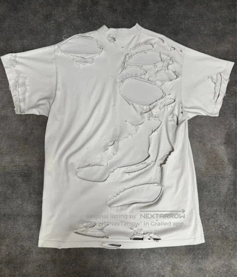 Balenciaga Balenciaga Mirror Distressed Short Sleeve Tee. Size US XS / EU 42 / 0 - 2 Thumbnail