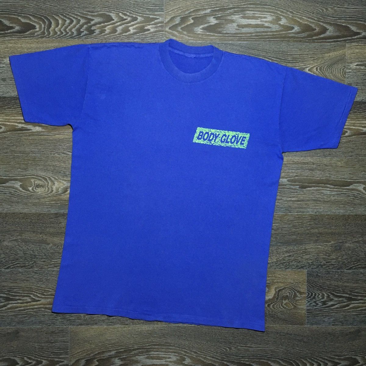 Body Glove 90s BODY GLOVE Big Hand Logo Backprint Single Stitch T-shirt Size US XL / EU 56 / 4 - 2 Thumbnail
