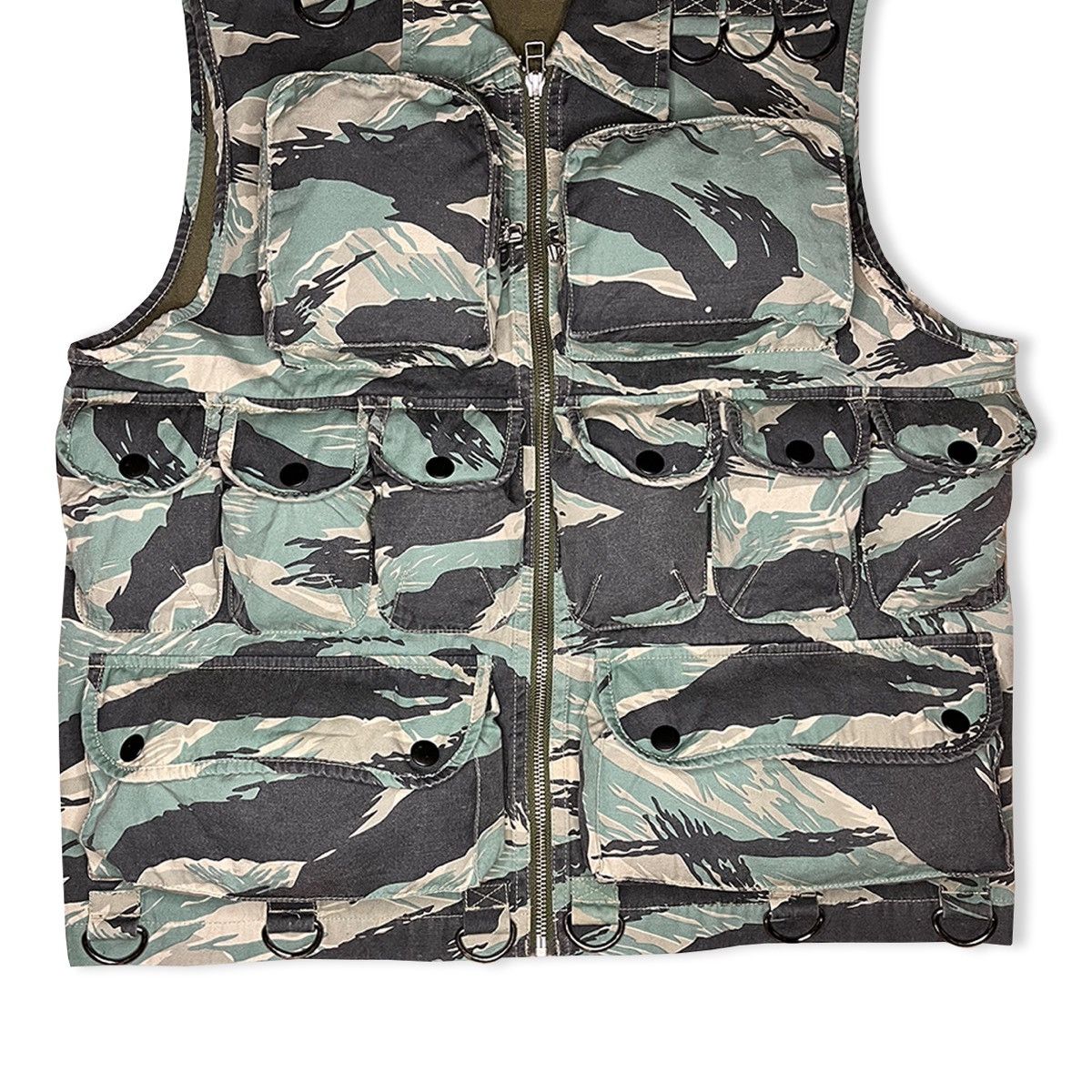Maharishi 2023 Maharishi M.F.T.C Ciso Experimental Tigerstripe Vest Size US S / EU 44-46 / 1 - 5 Thumbnail