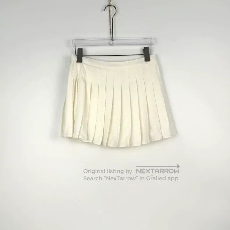 Prada Prada Beige bullet screen mulberry silk short skirt Size 26" / US 2 / IT 38 - 4 Thumbnail
