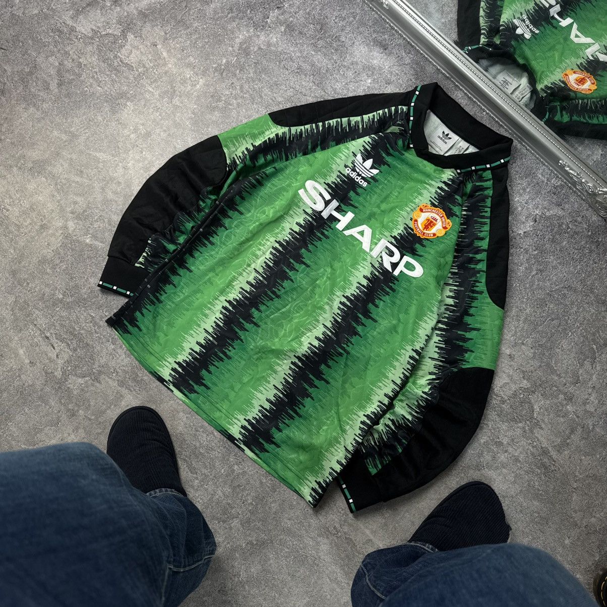 Adidas Adidas Manchester United Tipe 1994 Sharp Jersey / Vintage Size US S / EU 44-46 / 1 - 1 Thumbnail