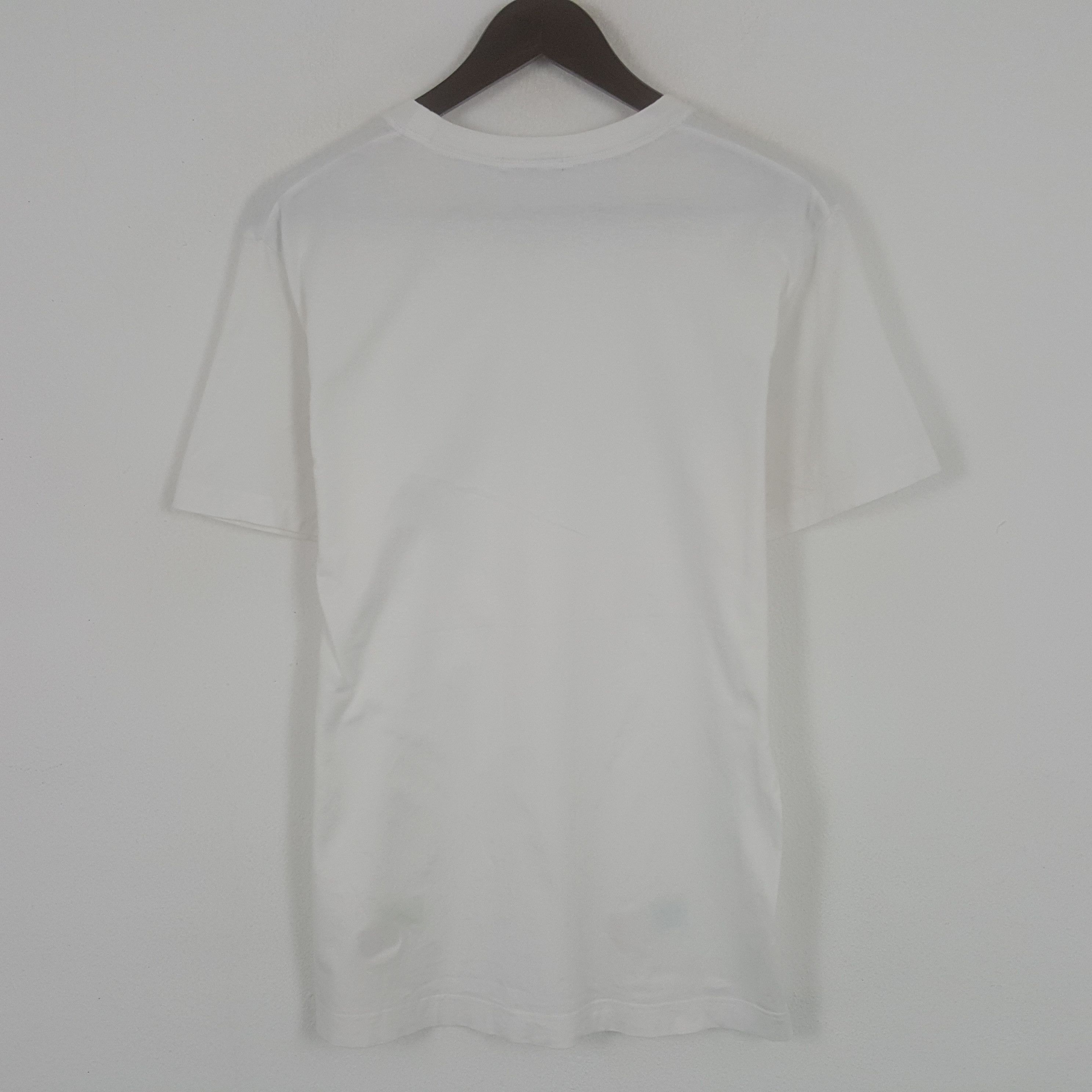 Burberry × Vintage Vintage Burberry London Custom Spell Out Tshirt Size US L / EU 52-54 / 3 - 3 Thumbnail