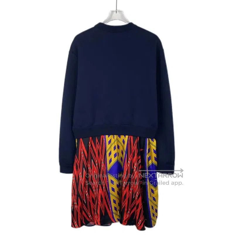 Louis Vuitton Louis Vuitton Graphic Sweatshirt Dress for Women . Size US S / EU 44-46 / 1 - 2 Thumbnail
