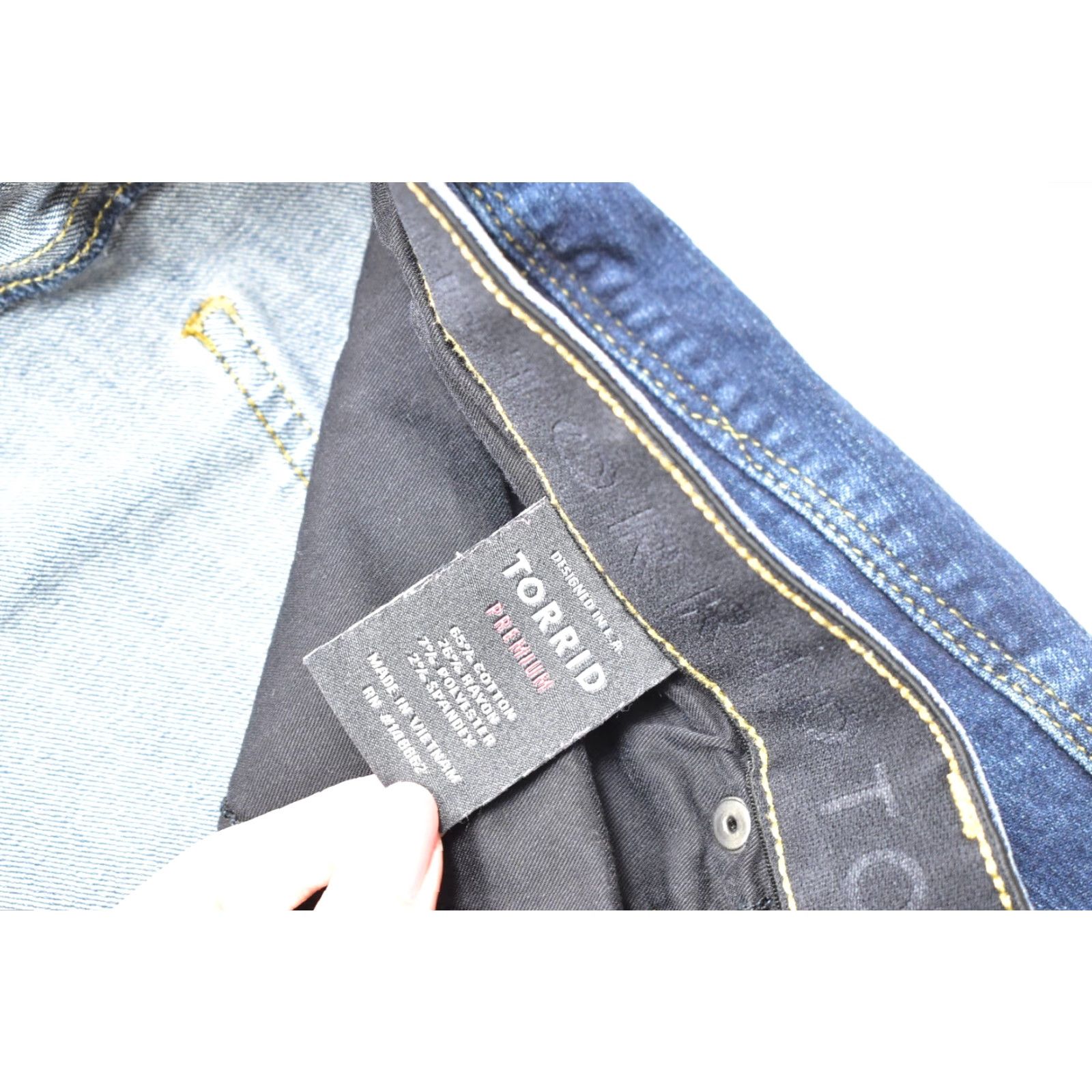 Torrid Torrid Jeans Night Premium Sky High Skinny Distressed Blue 22R Plus Size High Rise Zip 5-Pocket Denim Stretch Womens Size 40" / US 18 - 7 Thumbnail