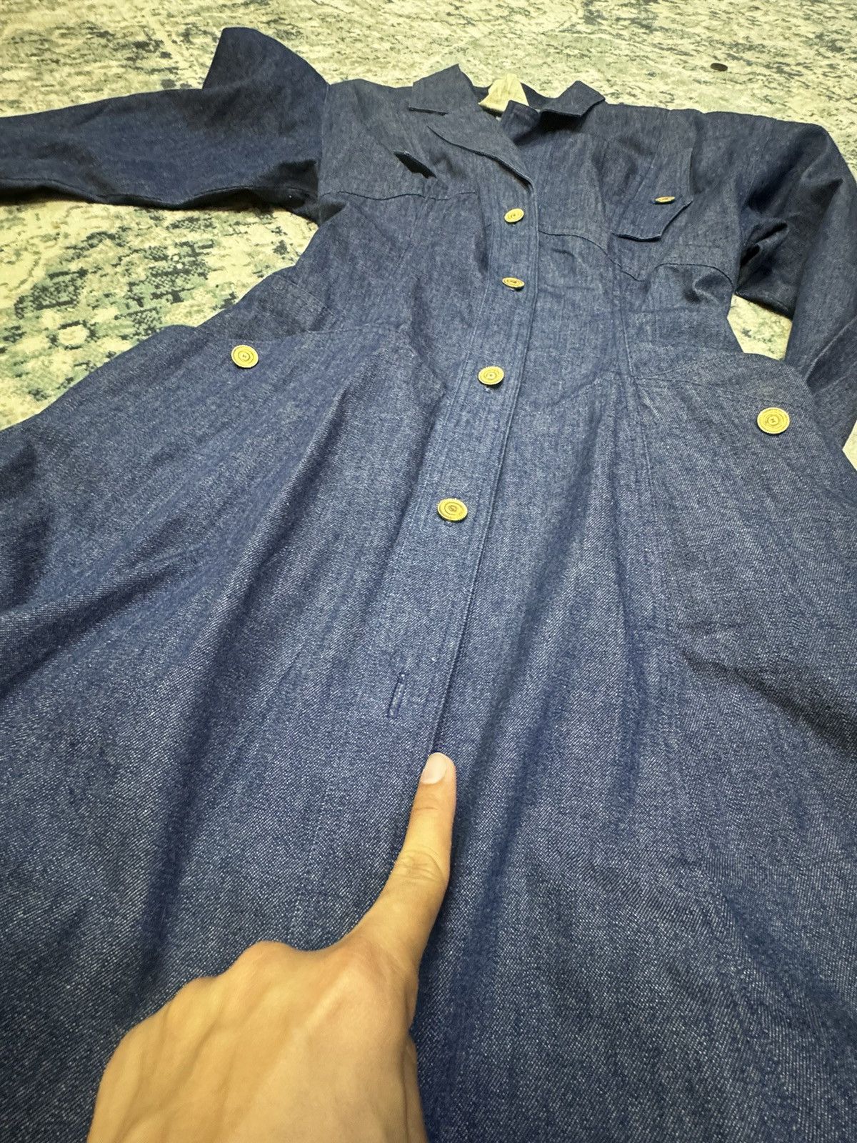 Chanel × Vintage VINTAGE 1980s CHANEL DENIM MIDI DRESS Size S / US 4 / IT 40 - 12 Thumbnail