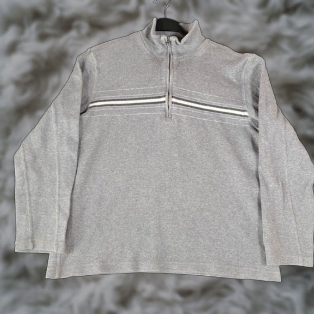 Banana Republic VINTAGE Banana Republic Mens Gray Quarter Zip Pullover Sweater Size L 100% Cotton Size US L / EU 52-54 / 3 - 1 Thumbnail