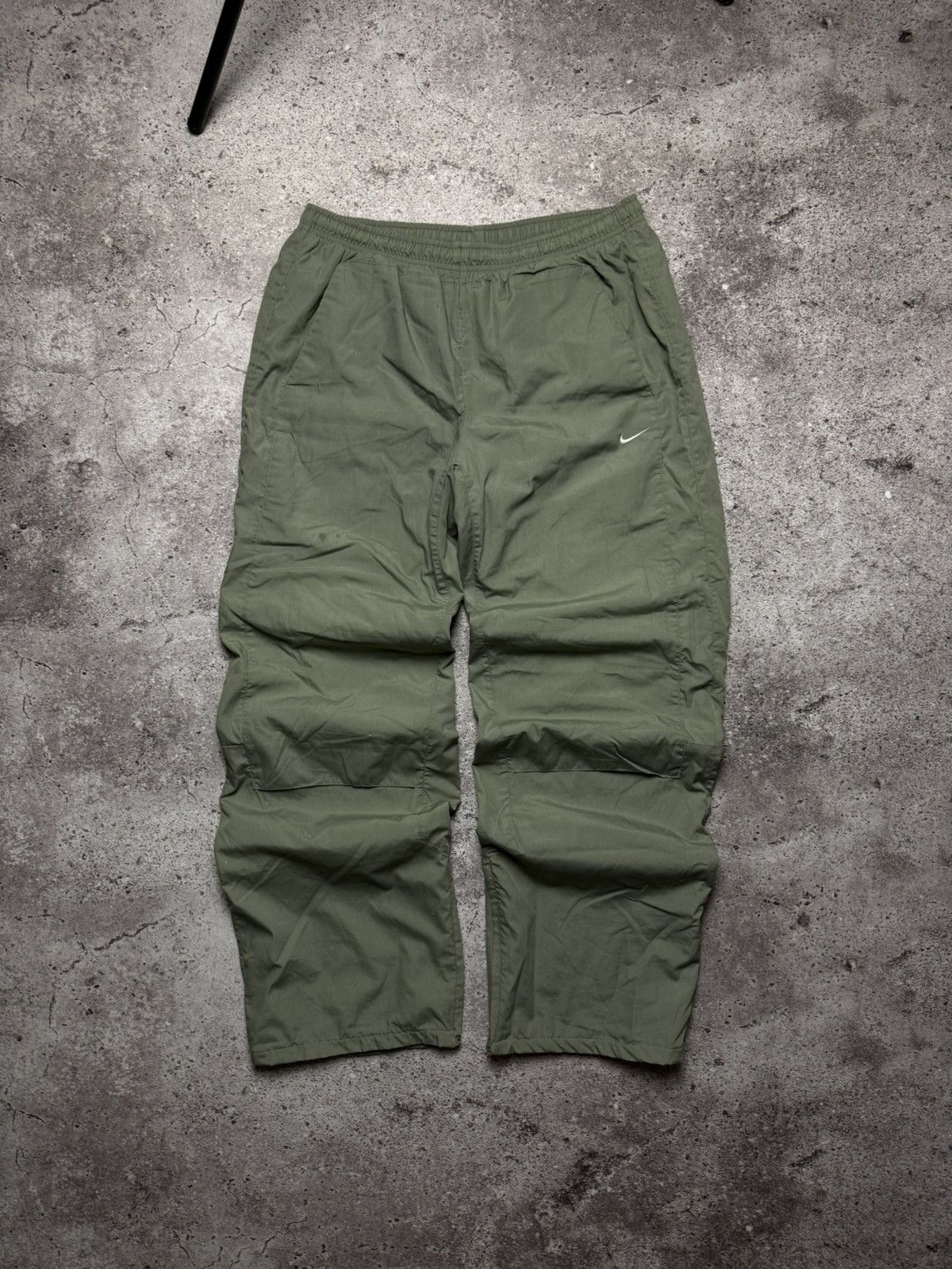 Nike Vintage Nike Nylon Pants 90s y2k Size US 33 - 1 Thumbnail