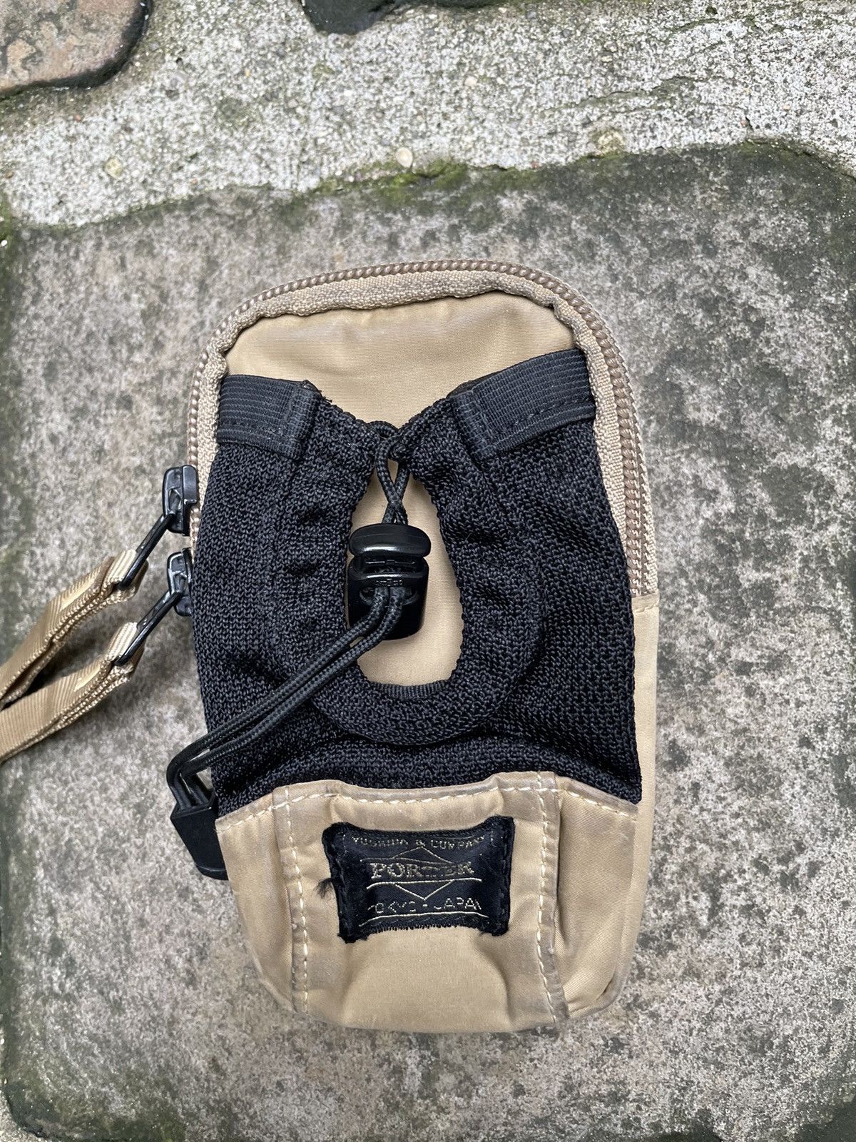 Vintage 90s porter phone bag