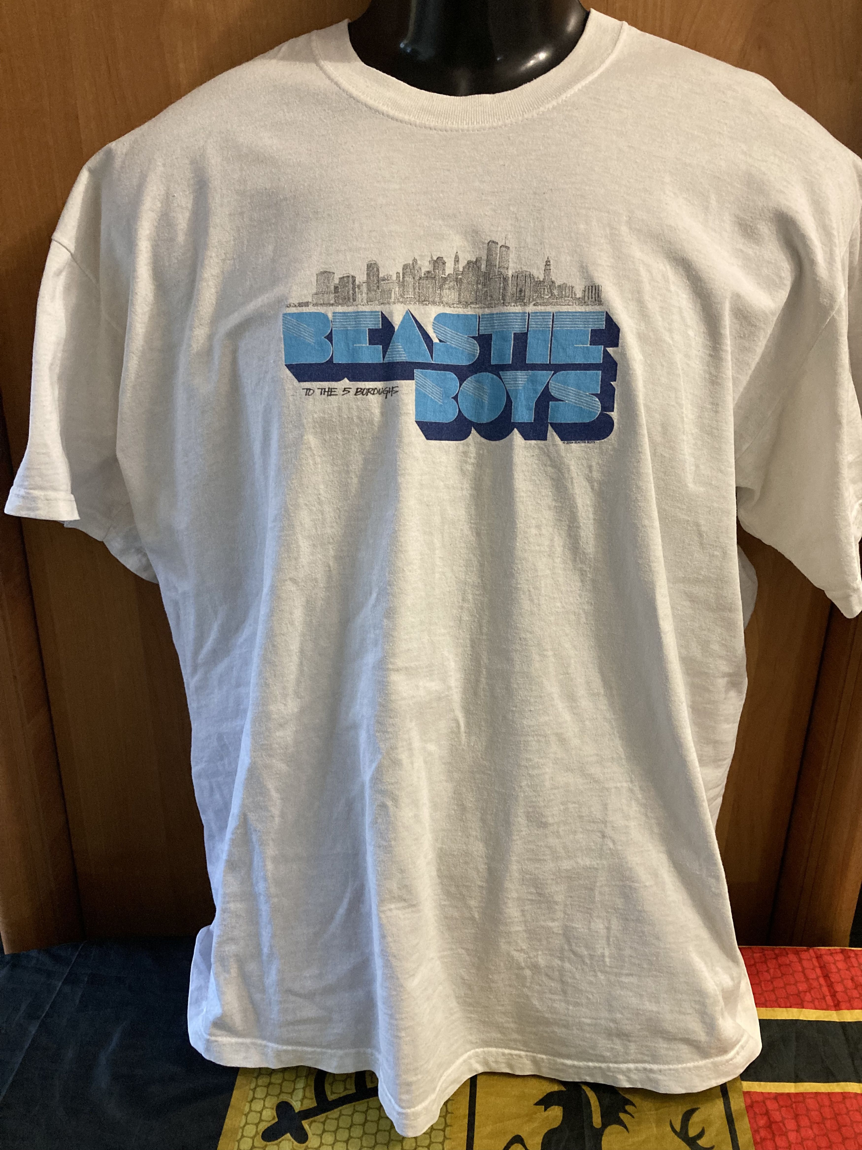 Band Tees Vintage 2004 Beastie Boys To The 5 Boroughs Band Tees Size US XL / EU 56 / 4 - 1 Thumbnail