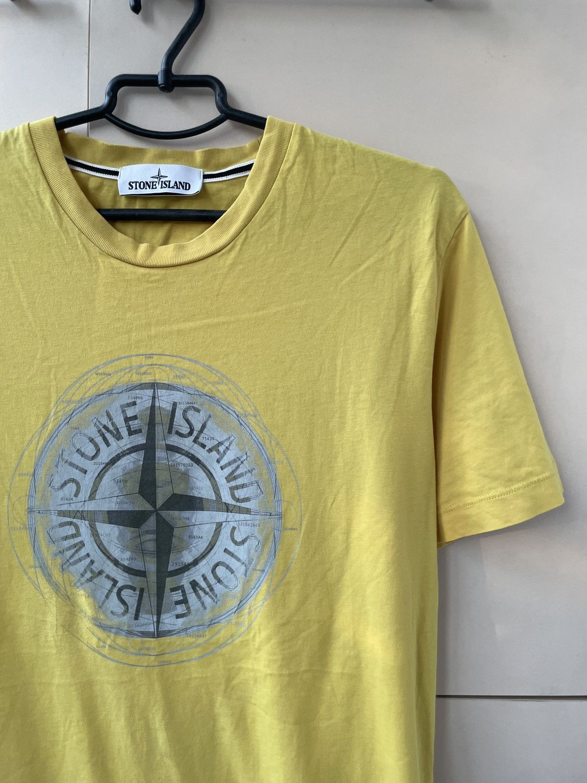 Stone Island Stone Island T shirt Yellow big logo Size US XL / EU 56 / 4 - 2 Thumbnail
