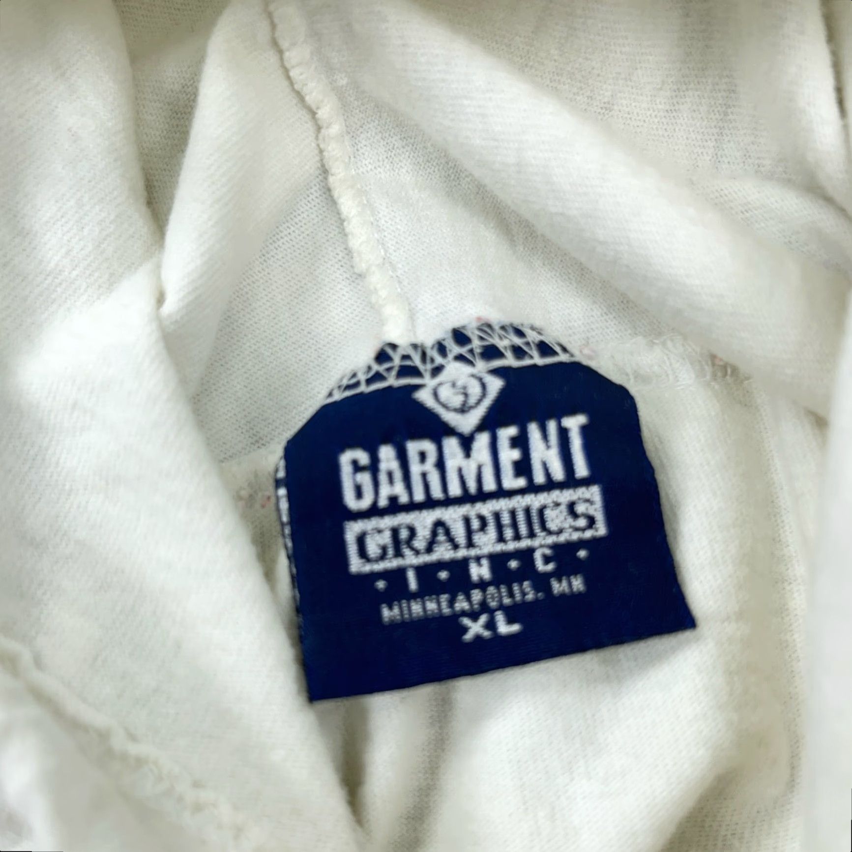 Vintage Vintage Garment Graphics Looney Tunes Shirt Men XL White Tee Hoodie Tweety Sylvester USA 90s graphics Size US XL / EU 56 / 4 - 4 Thumbnail