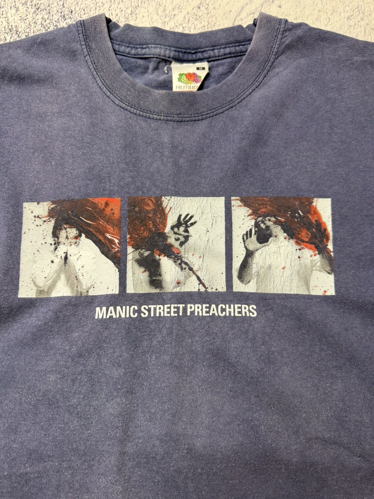 Vintage Vintage Manic Street Preachers Distressed T-Shirt Size US M / EU 48-50 / 2 - 7 Thumbnail
