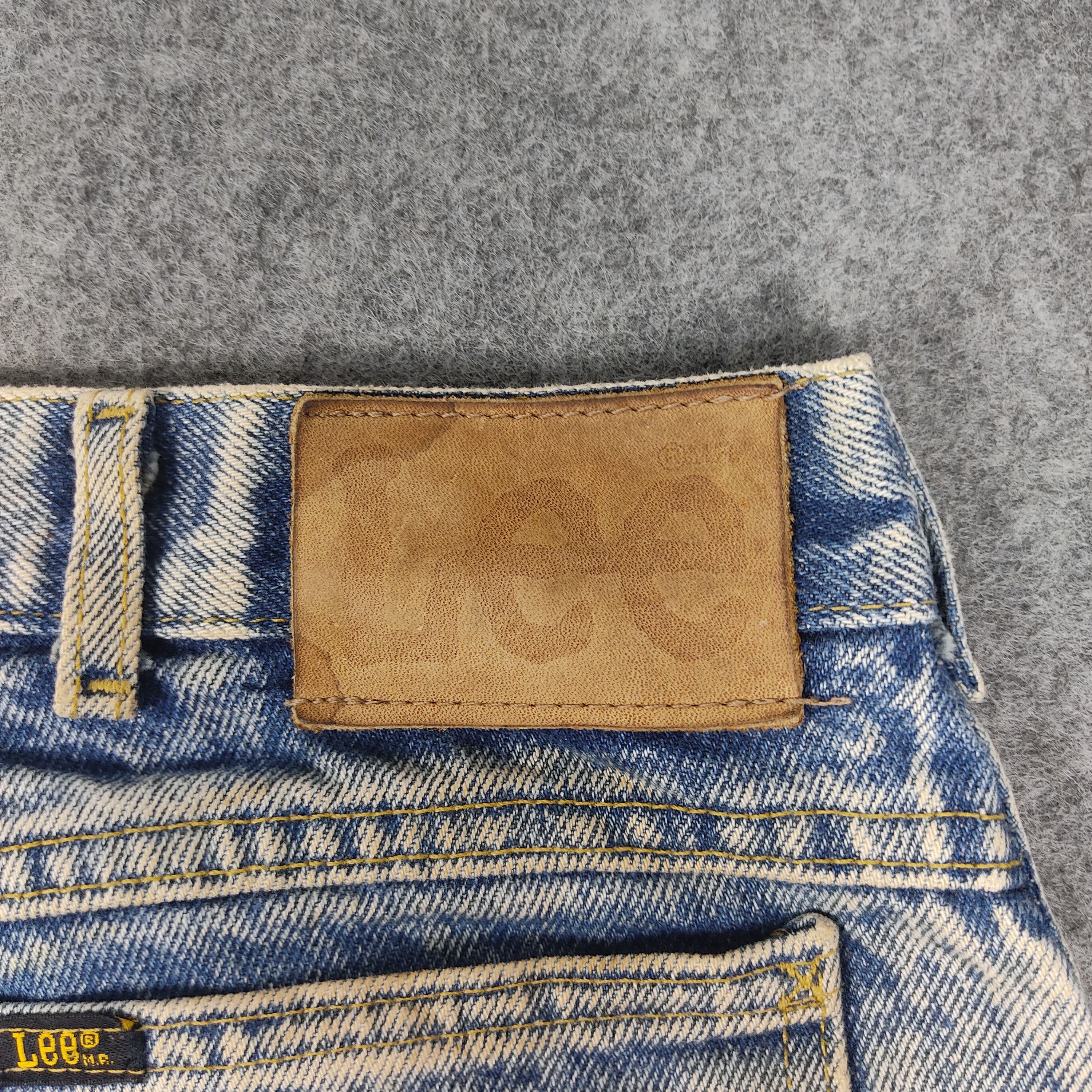 Lee × Vintage 90s Vintage Lee Stone Wash Jeans L507 Size US 35 - 10 Thumbnail