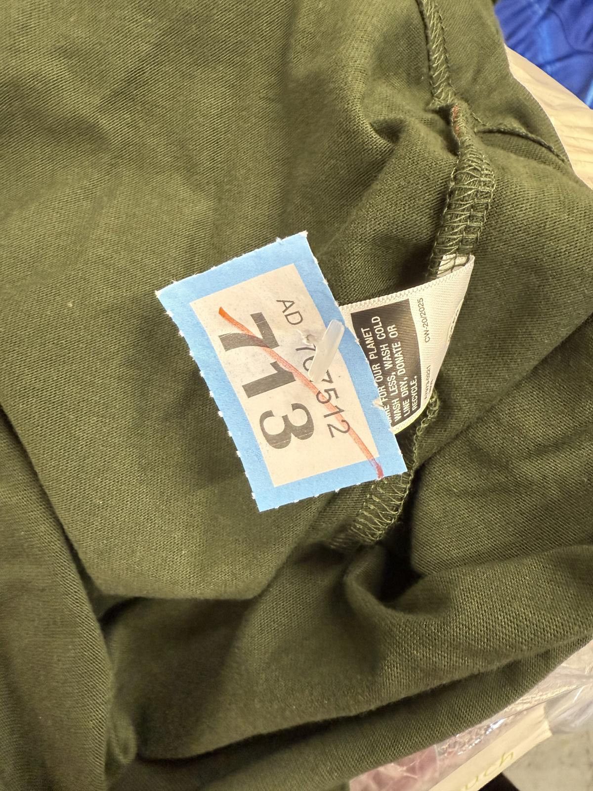 Levi's Levi's Olive Green Logo T-Shirt Size S Size US S / EU 44-46 / 1 - 3 Thumbnail