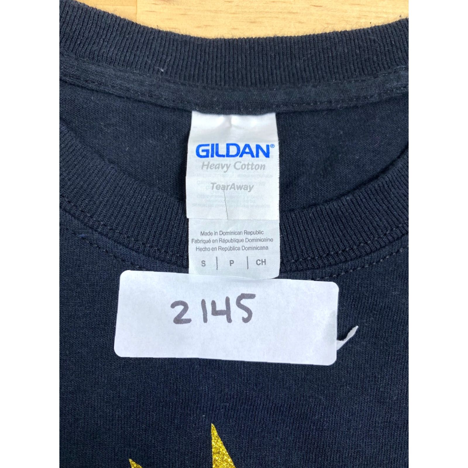Gildan Gildan Black T-Shirt Queen Of Drip Short Sleeve 100% Cotton Size Small Women Crew Neck Short Sleeve Glitter Queen 2145 Size S / US 4 / IT 40 - 3 Thumbnail