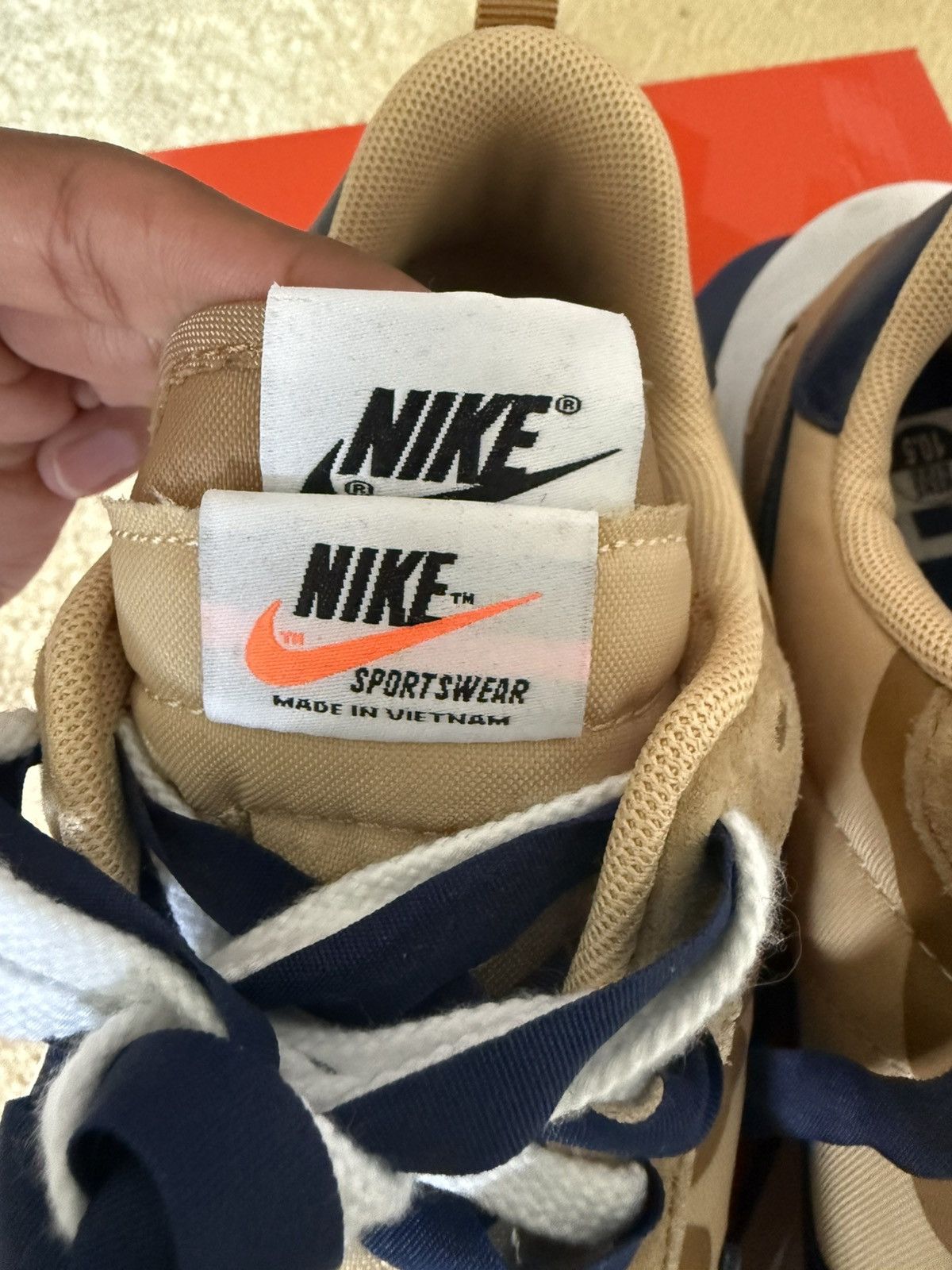 Nike × Sacai Nike x Sacai Vaporwaffle Size US 10.5 / EU 43-44 - 6 Thumbnail