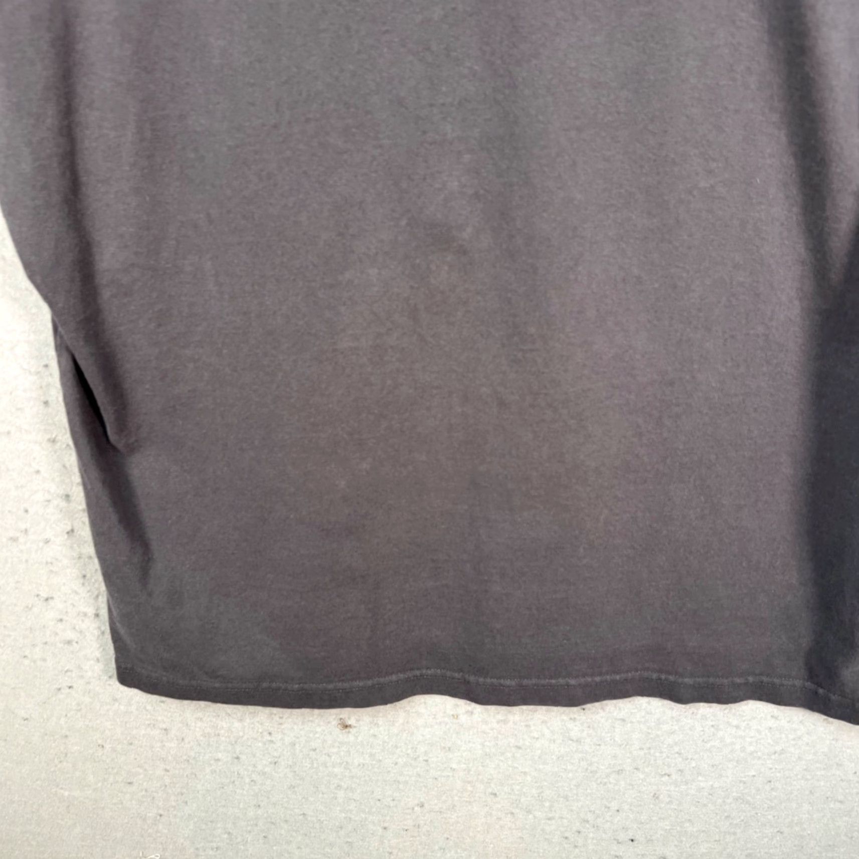 Uniqlo Uniqlo U Mens T-Shirt XL Dark Gray 100% Cotton Crewneck Short Sleeve Shirt (Regular) Mens Size US XL / EU 56 / 4 - 7 Thumbnail